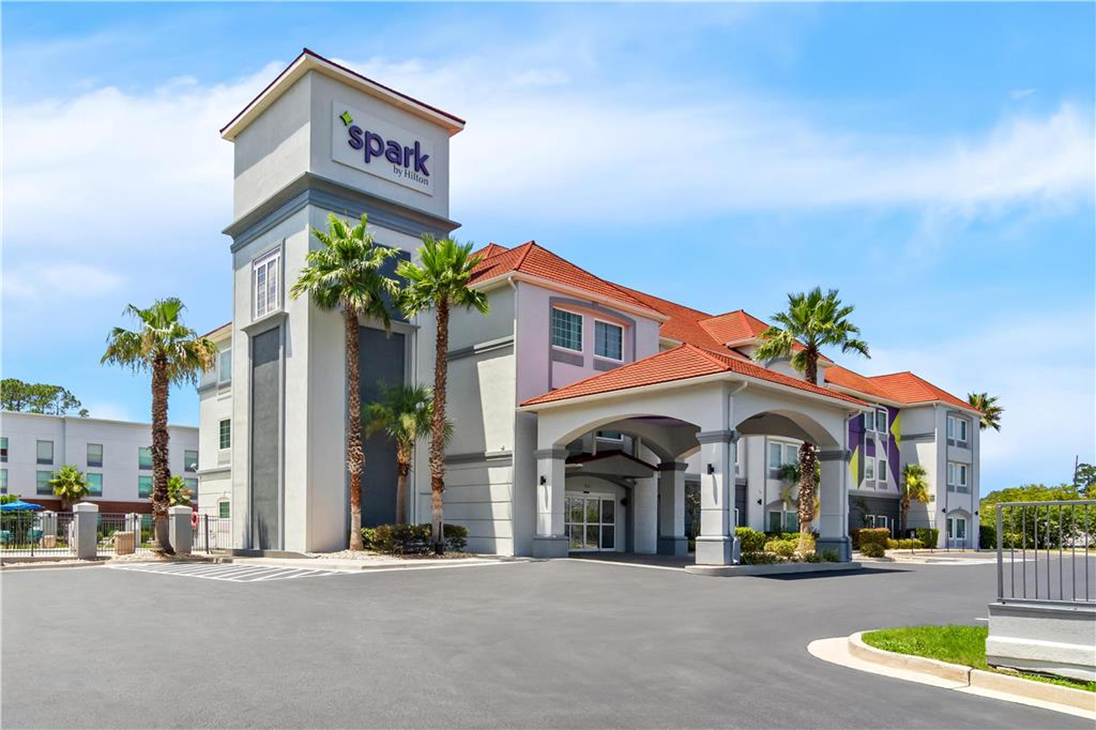 SPARK BY HILTON KINGSLAND