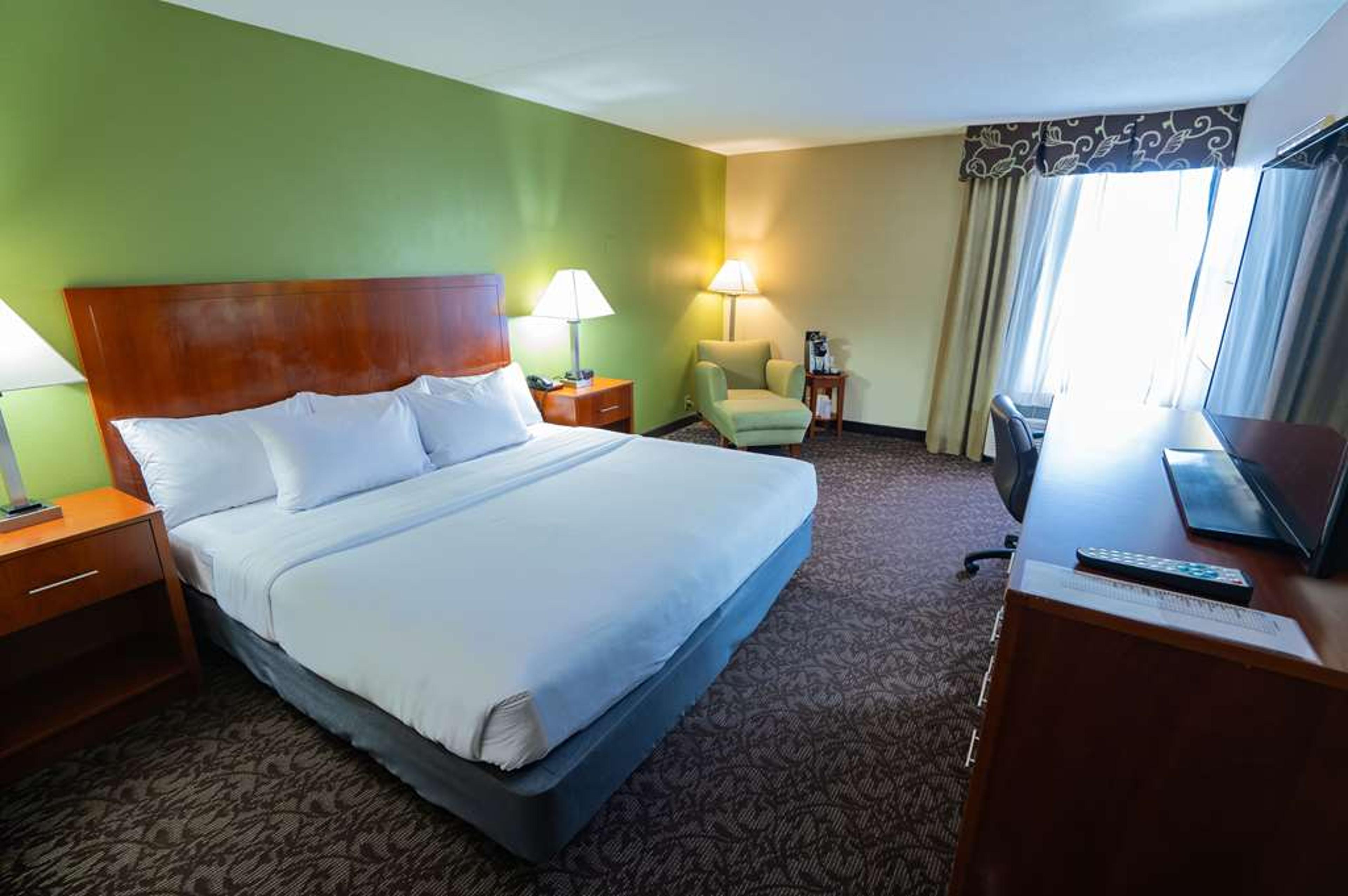 QUALITY INN AND SUITES DOWNTOWN MAN