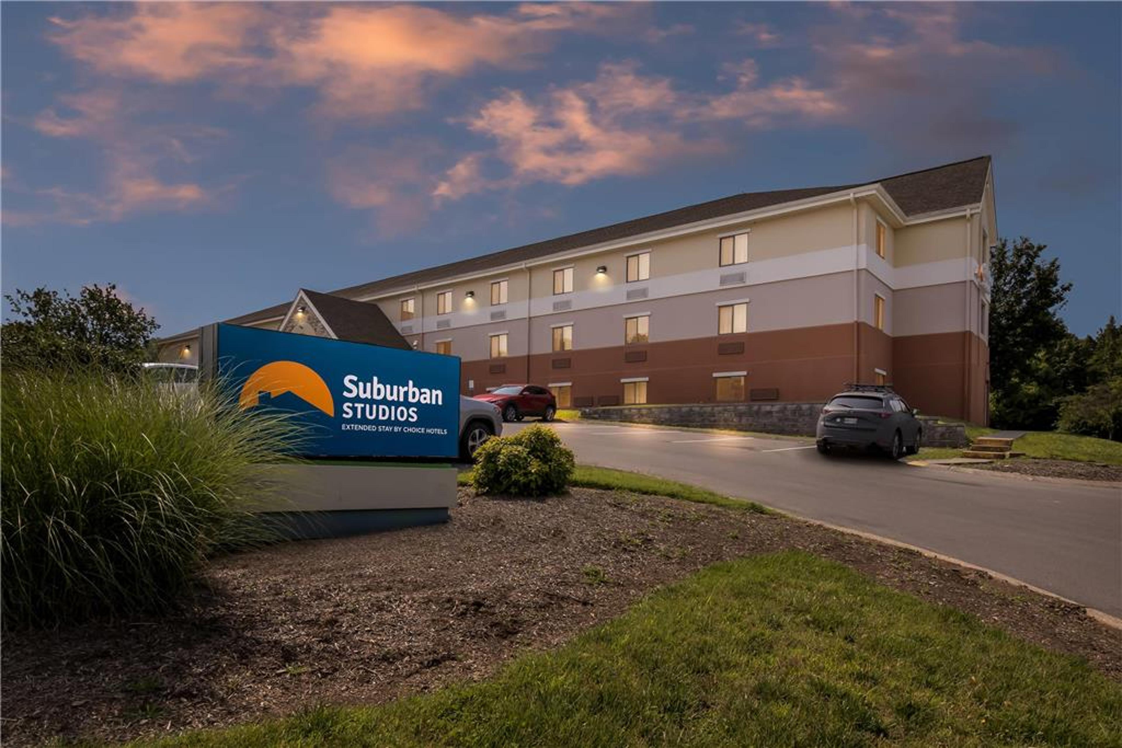 SUBURBAN STUDIOS BRENTWOOD - NASHVI