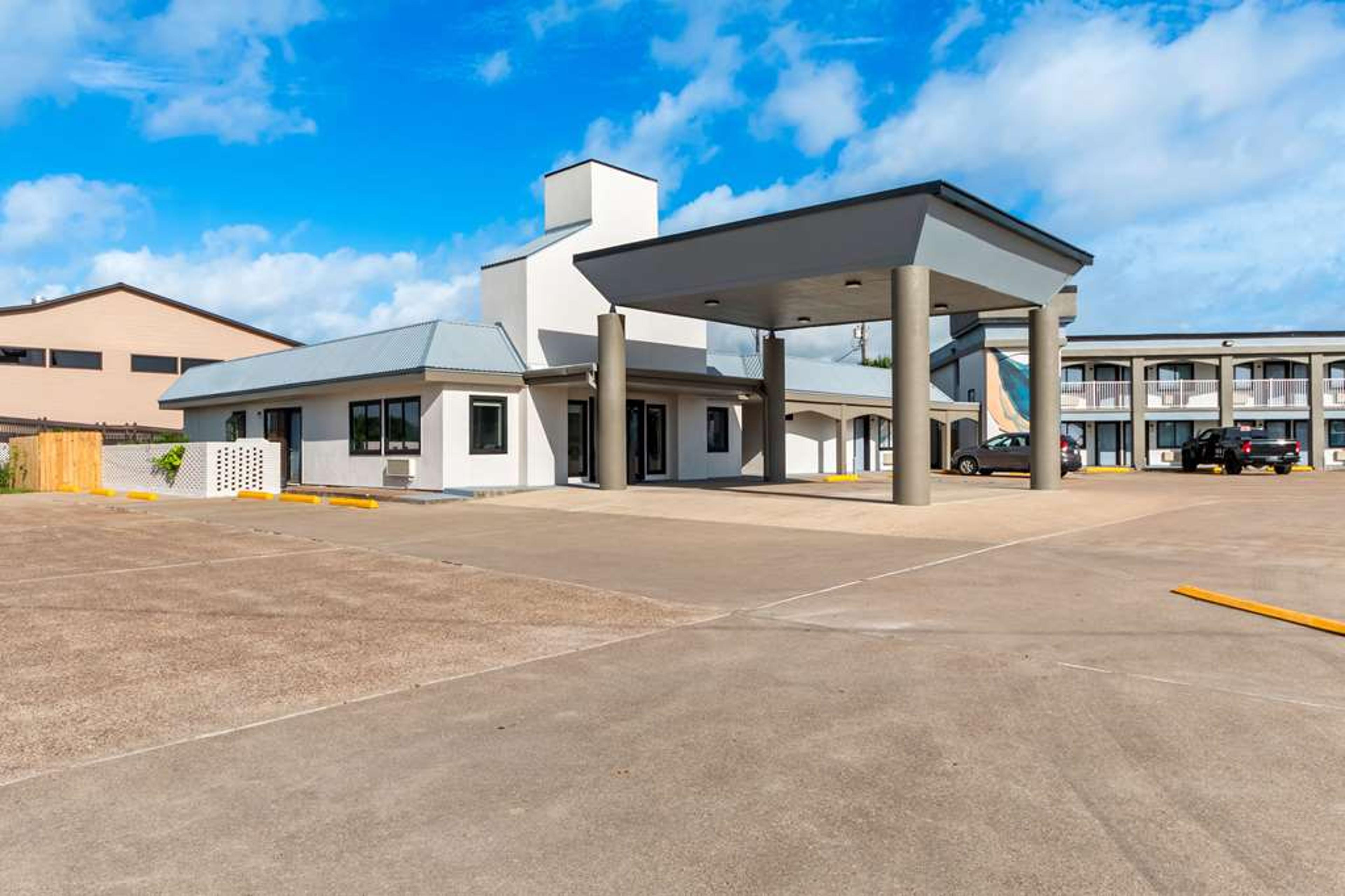 QUALITY INN AND SUITES PORT LAVACA