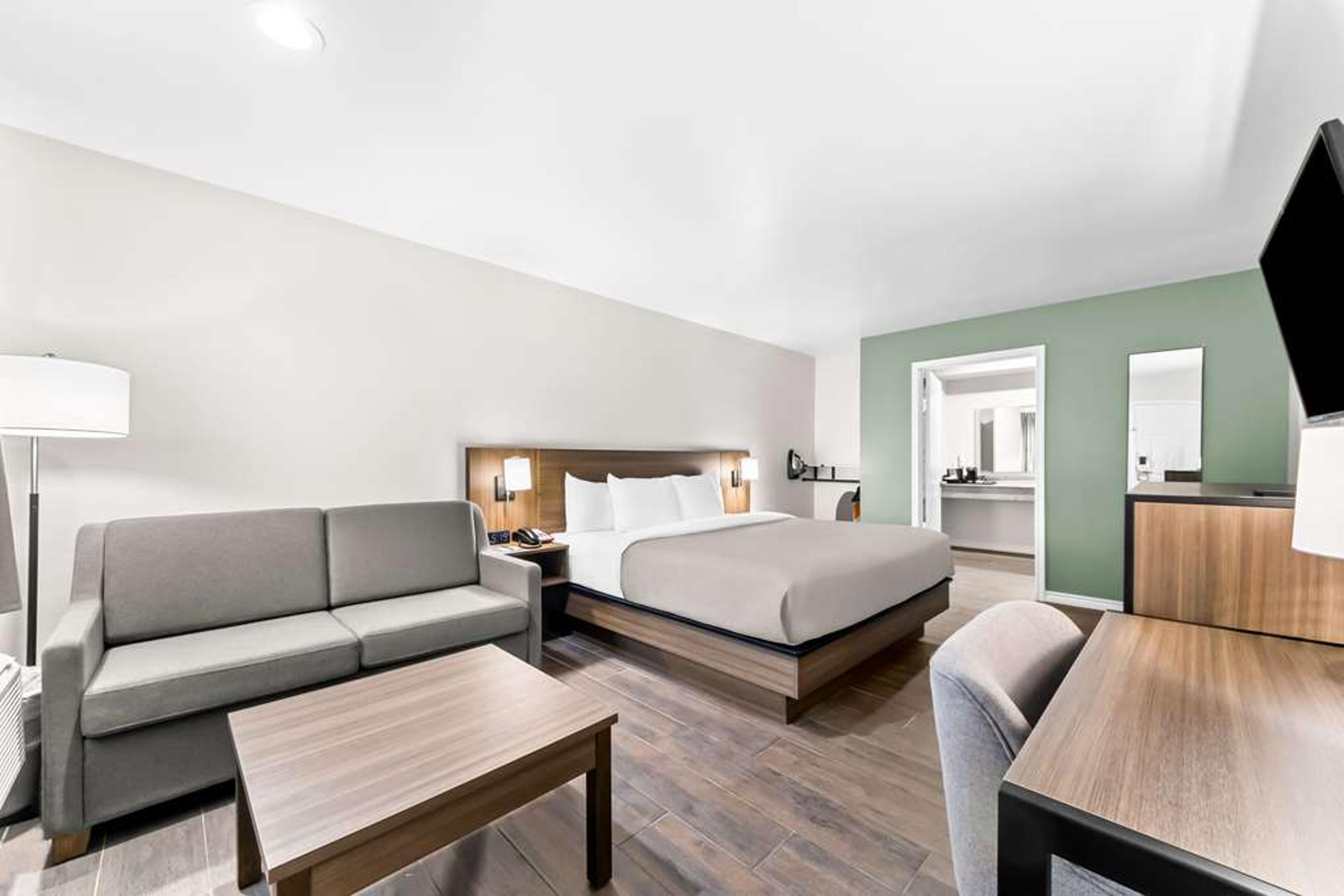 QUALITY INN AND SUITES PORT LAVACA
