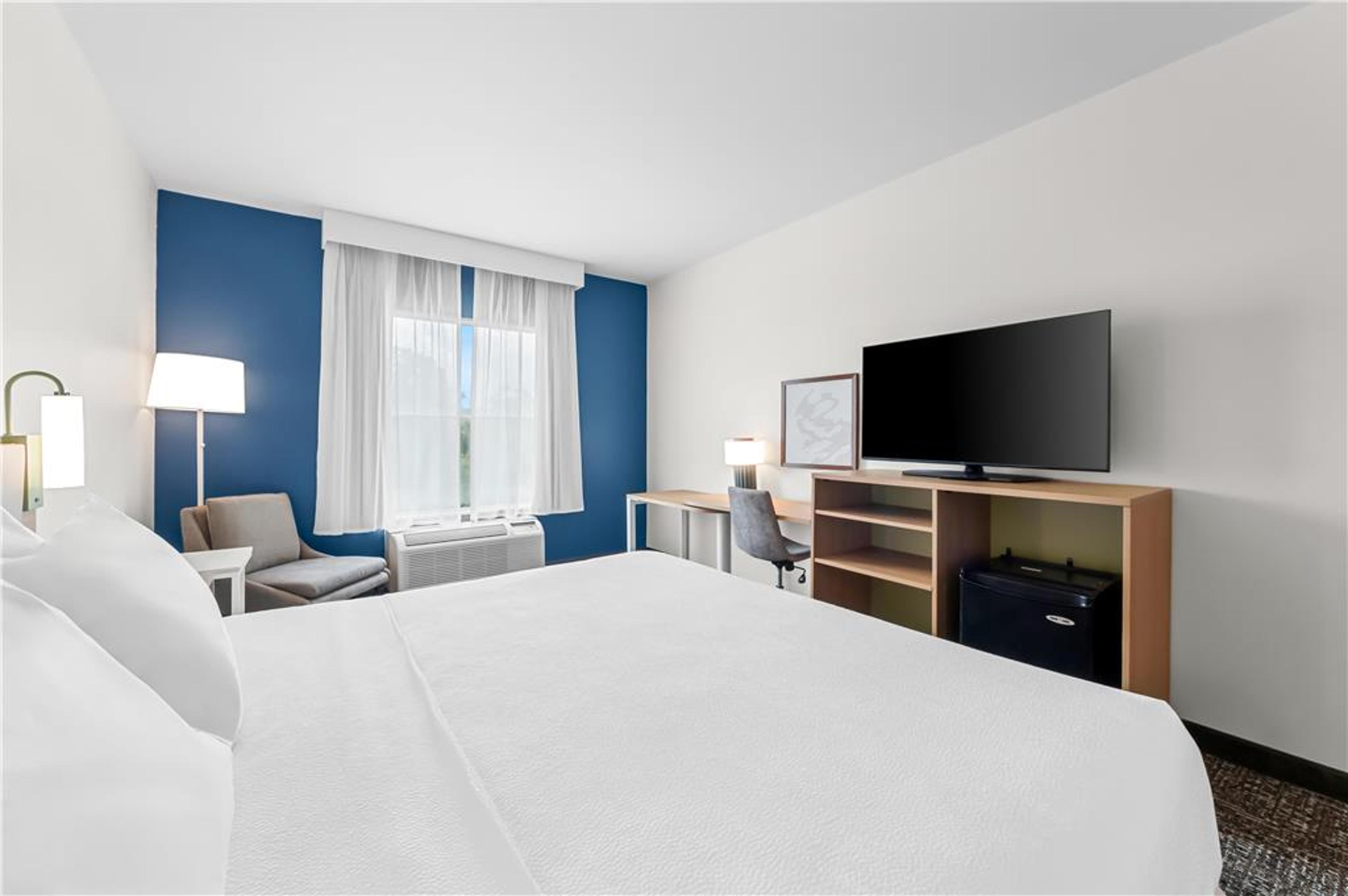 SPARK BY HILTON VICTORIA