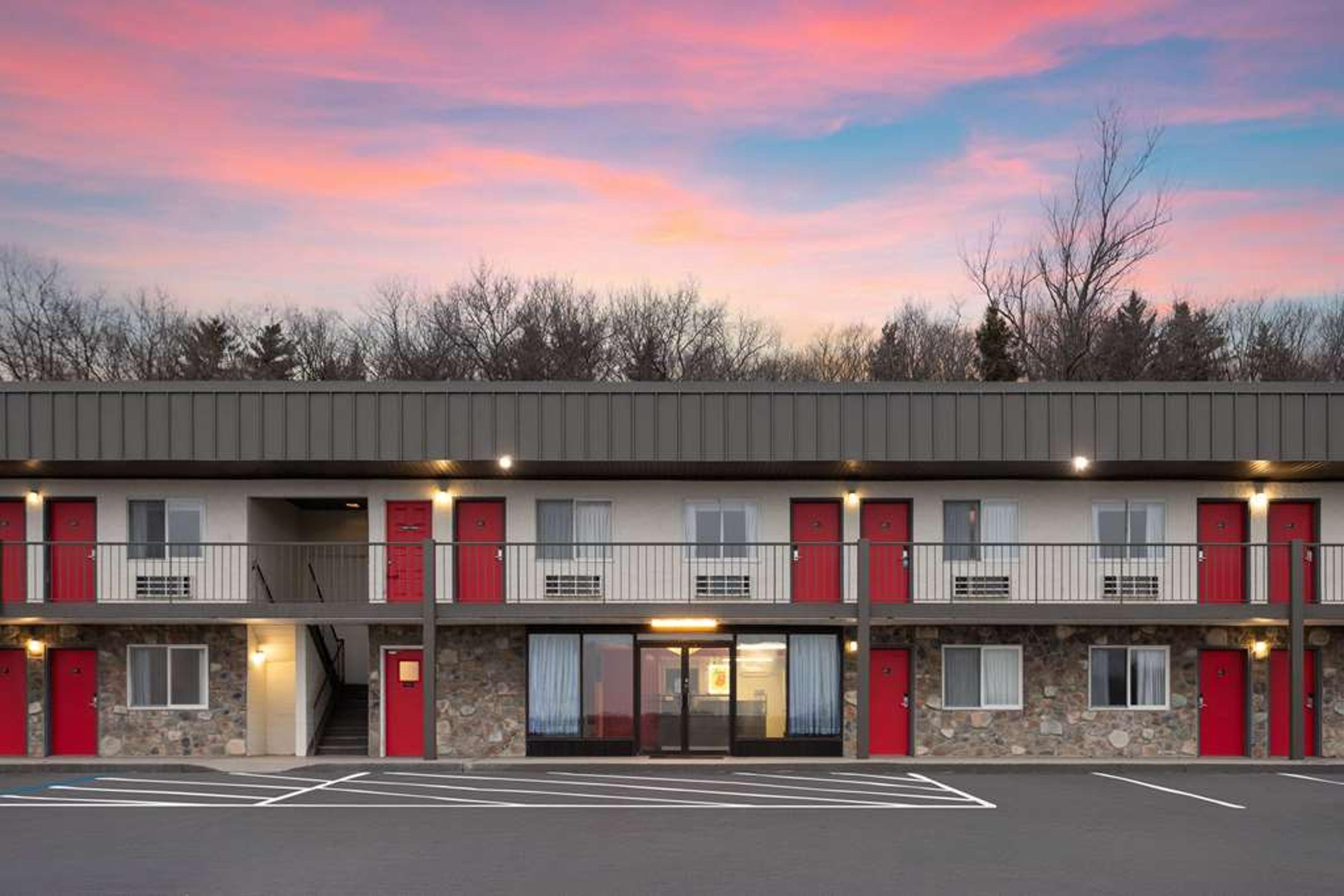Hotel Photo 1