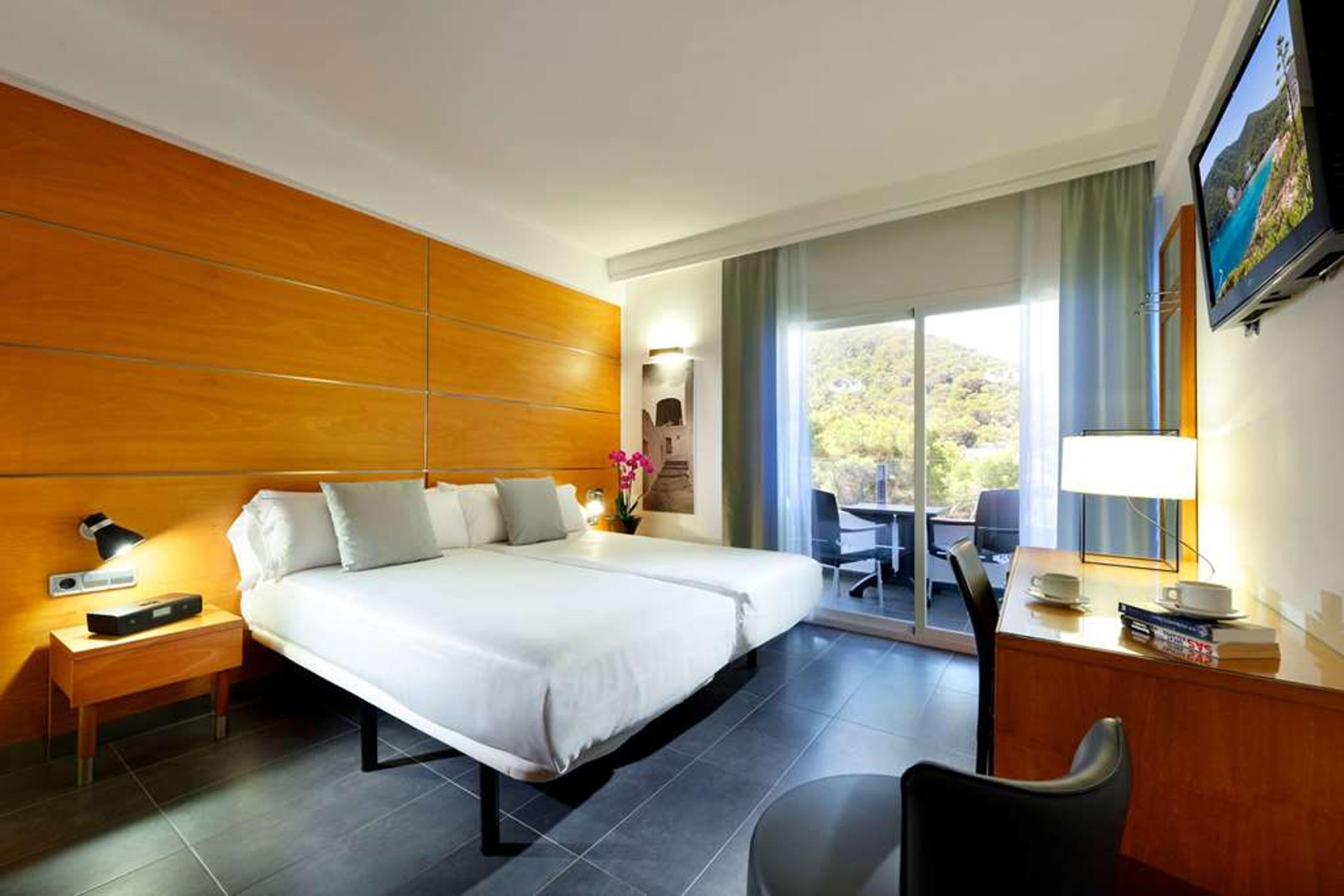 PALLADIUM HOTEL CALA LLONGA TM
