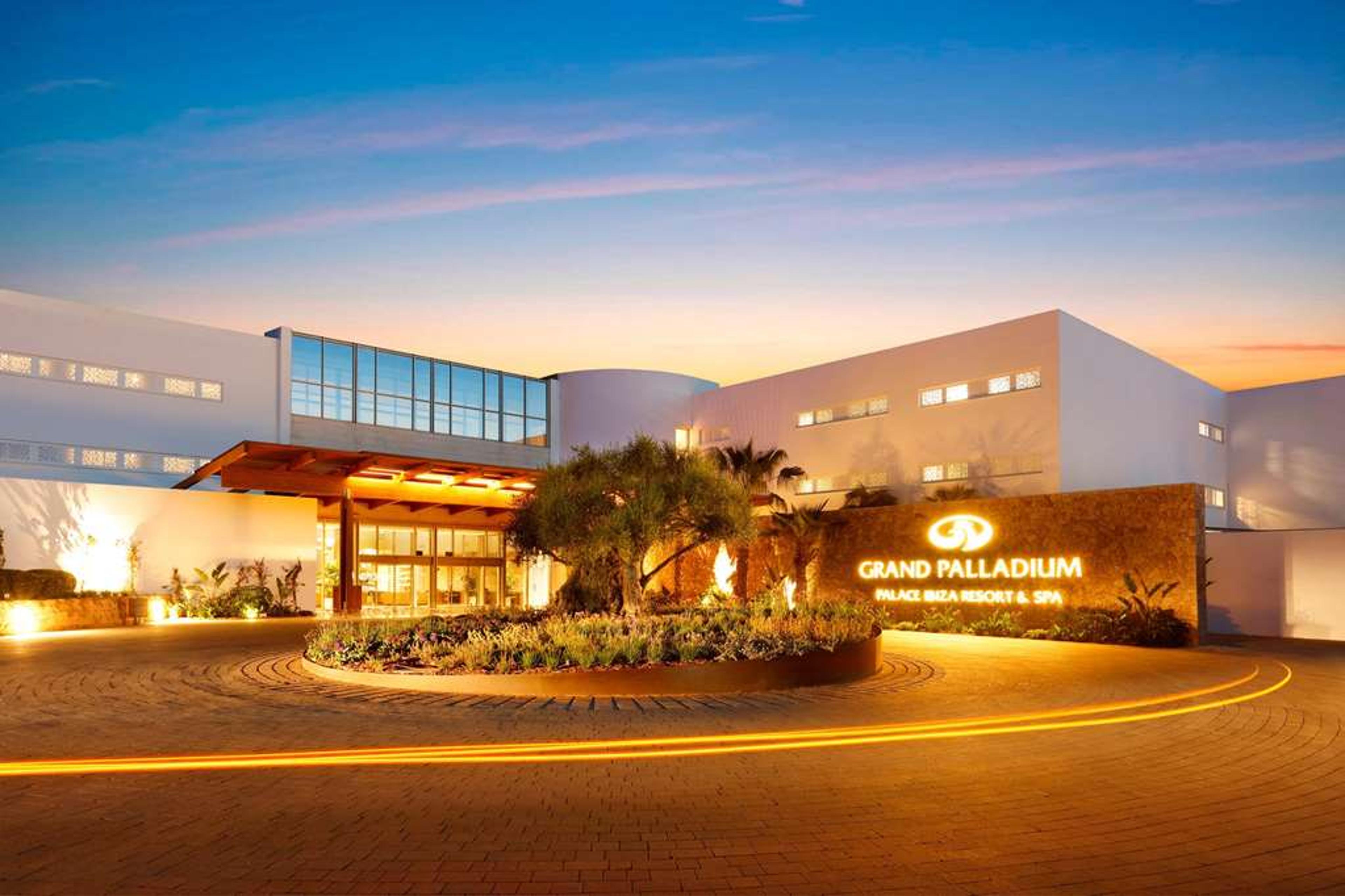 GRAND PALLADIUM IBIZA