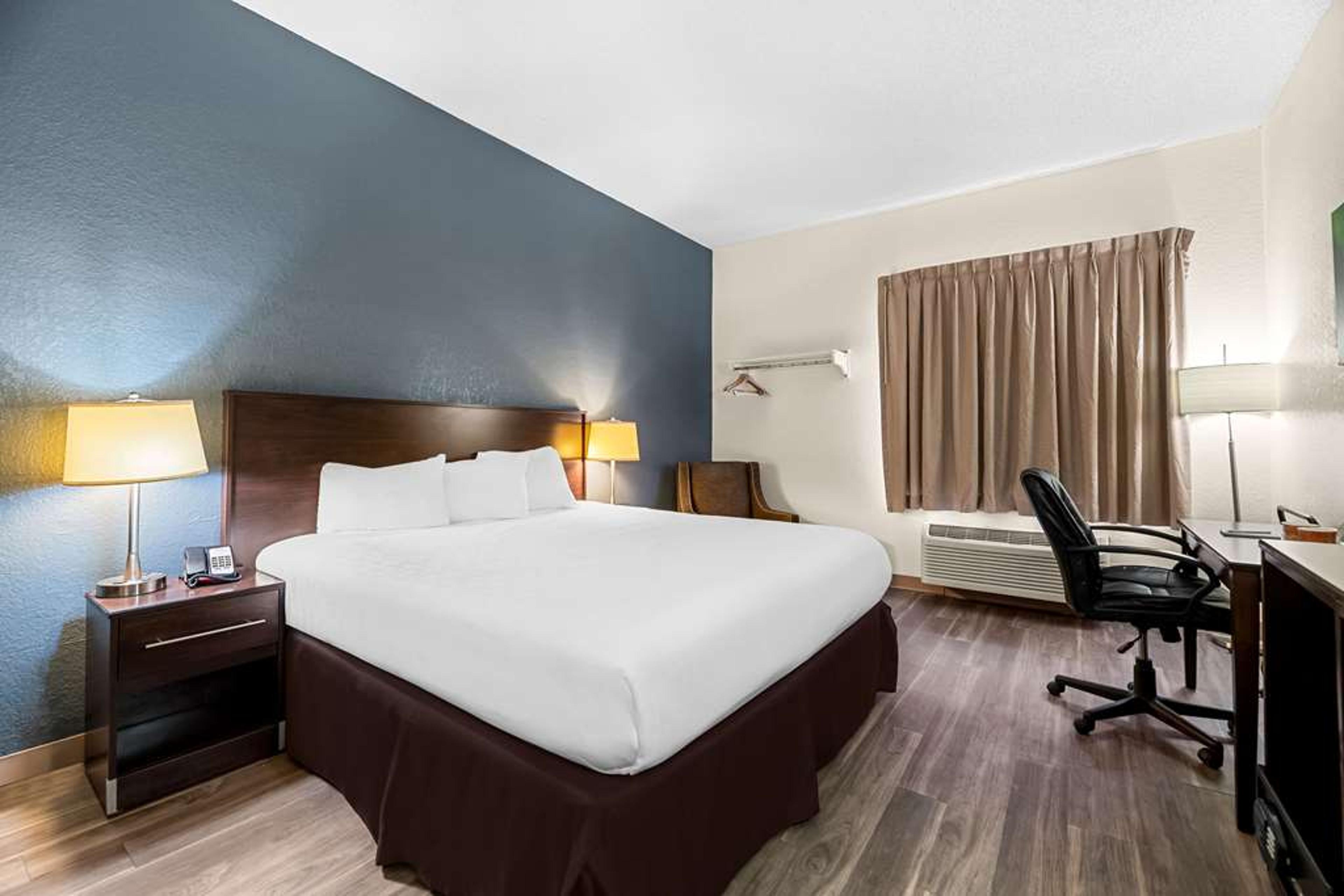 SUBURBAN STUDIOS ORLANDO - OCOEE-WI