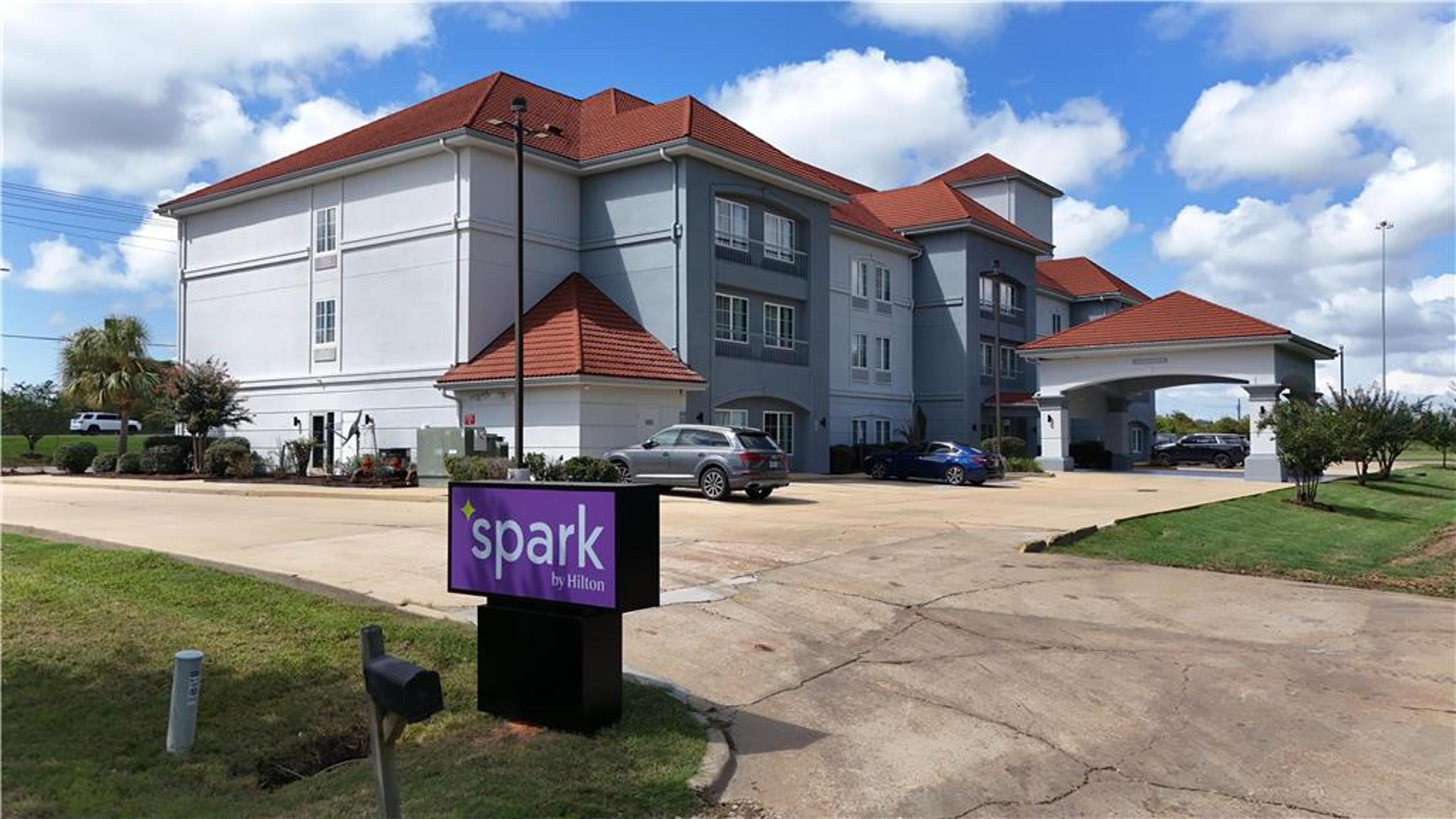 SPARK BY HILTON BRANDON