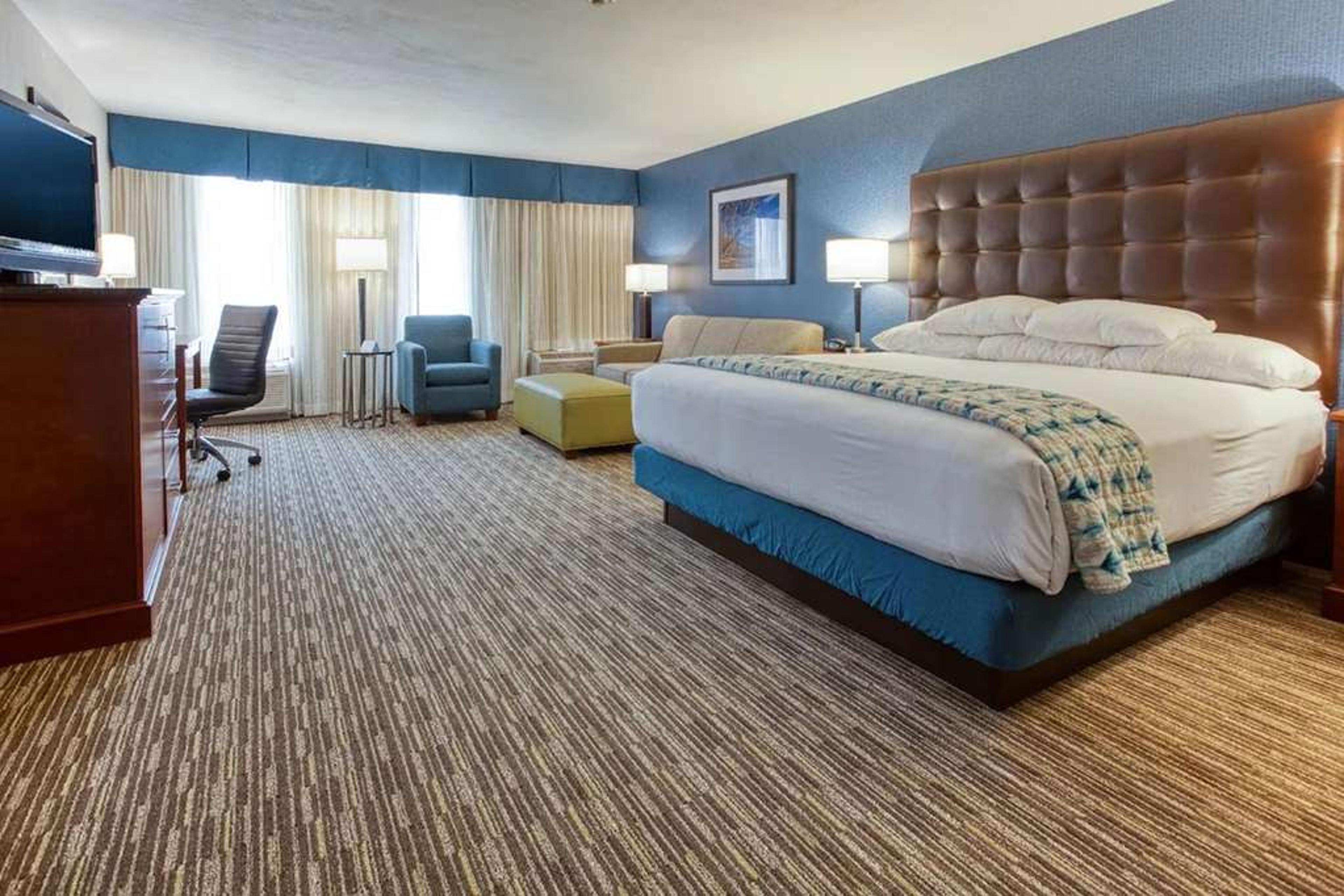 HERITAGE INN & SUITES ST. LOUIS/FEN