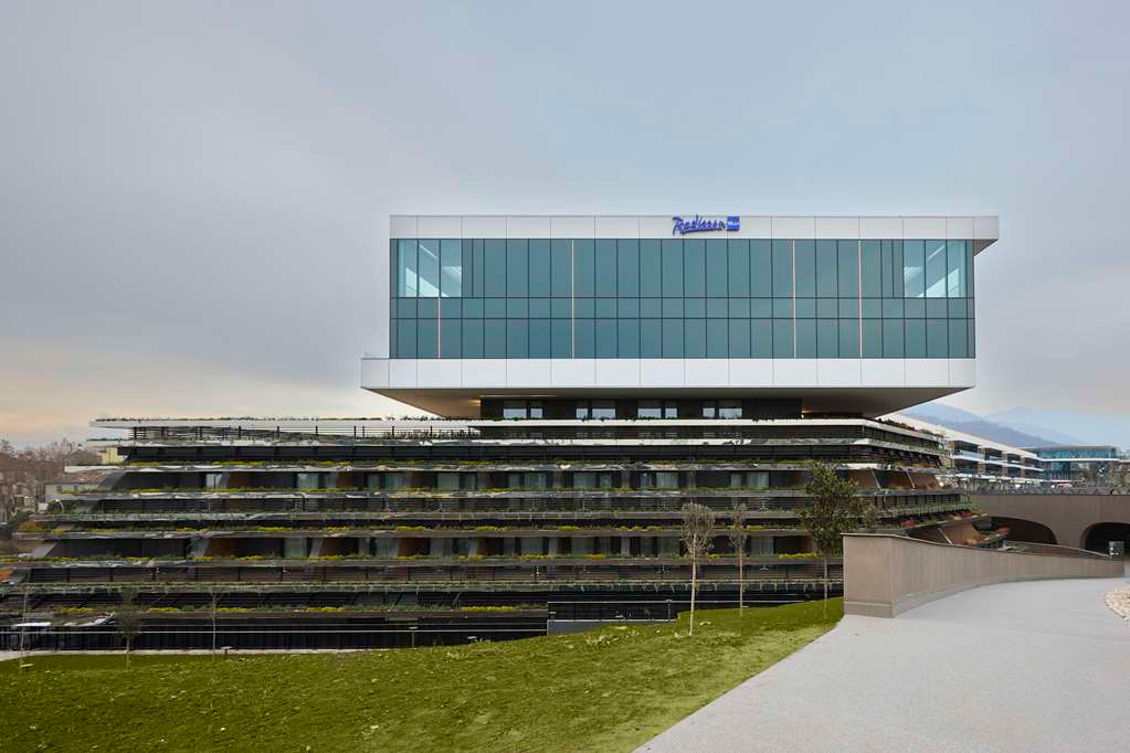 RADISSON BLU BERGAMO CHORUSLIFE