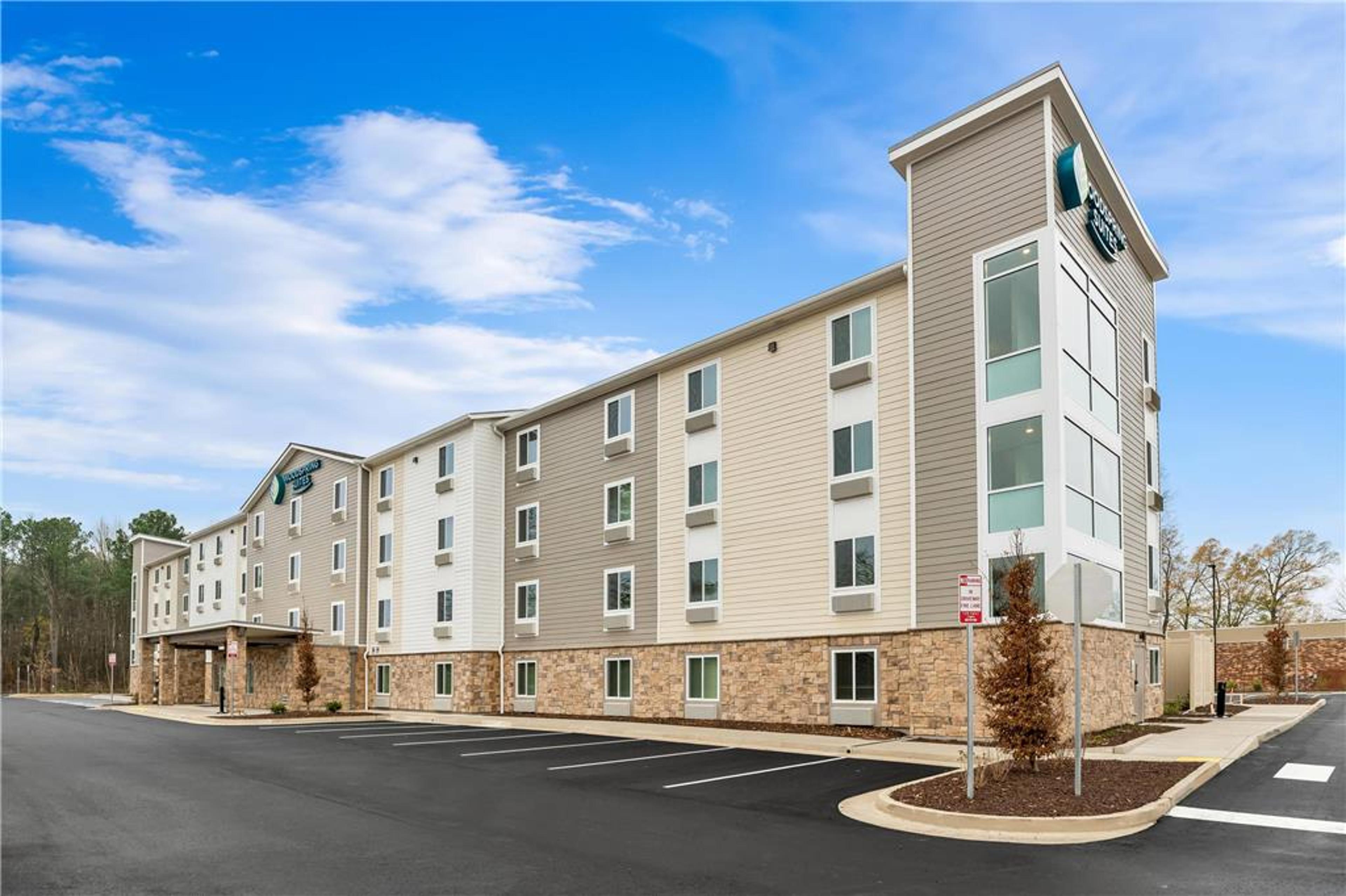 WOODSPRING SUITES RICHMOND AIRPORT