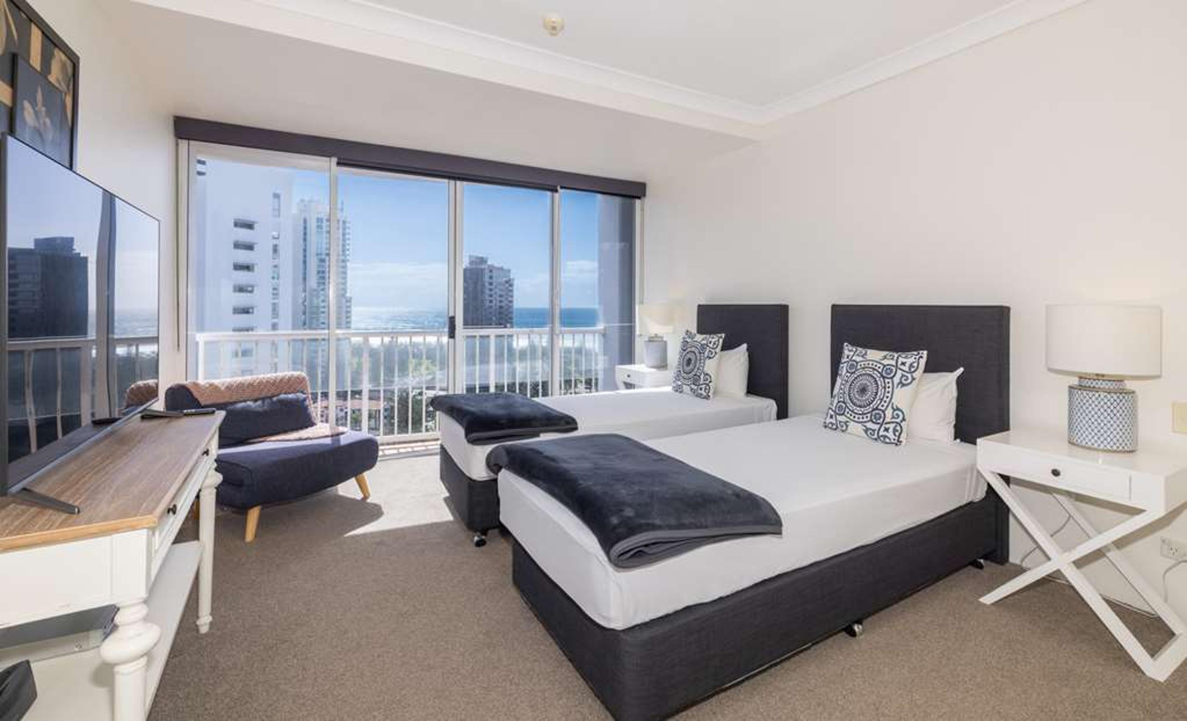 BEL AIR ON BROADBEACH