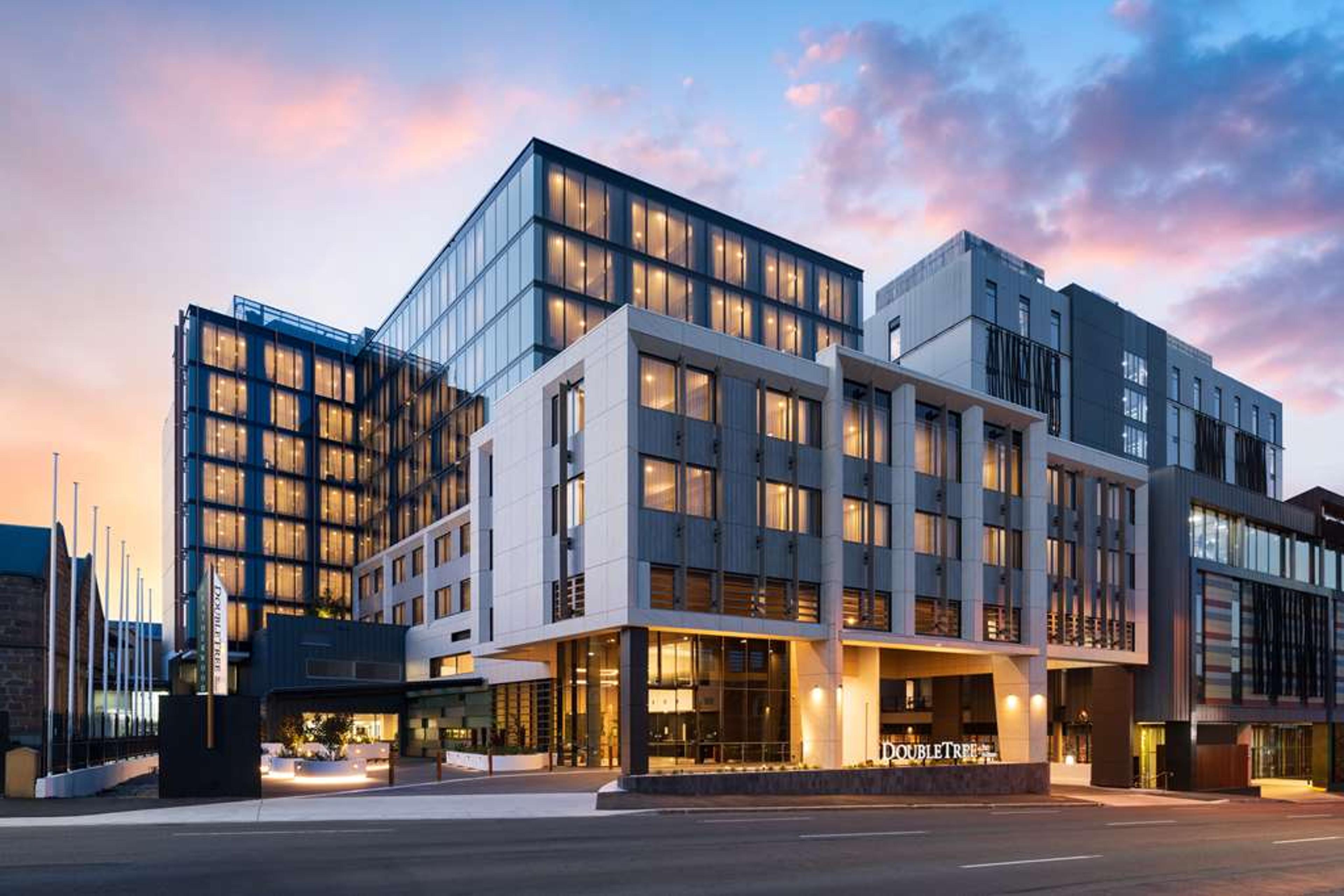 DOUBLETREE BY HILTON HOBART