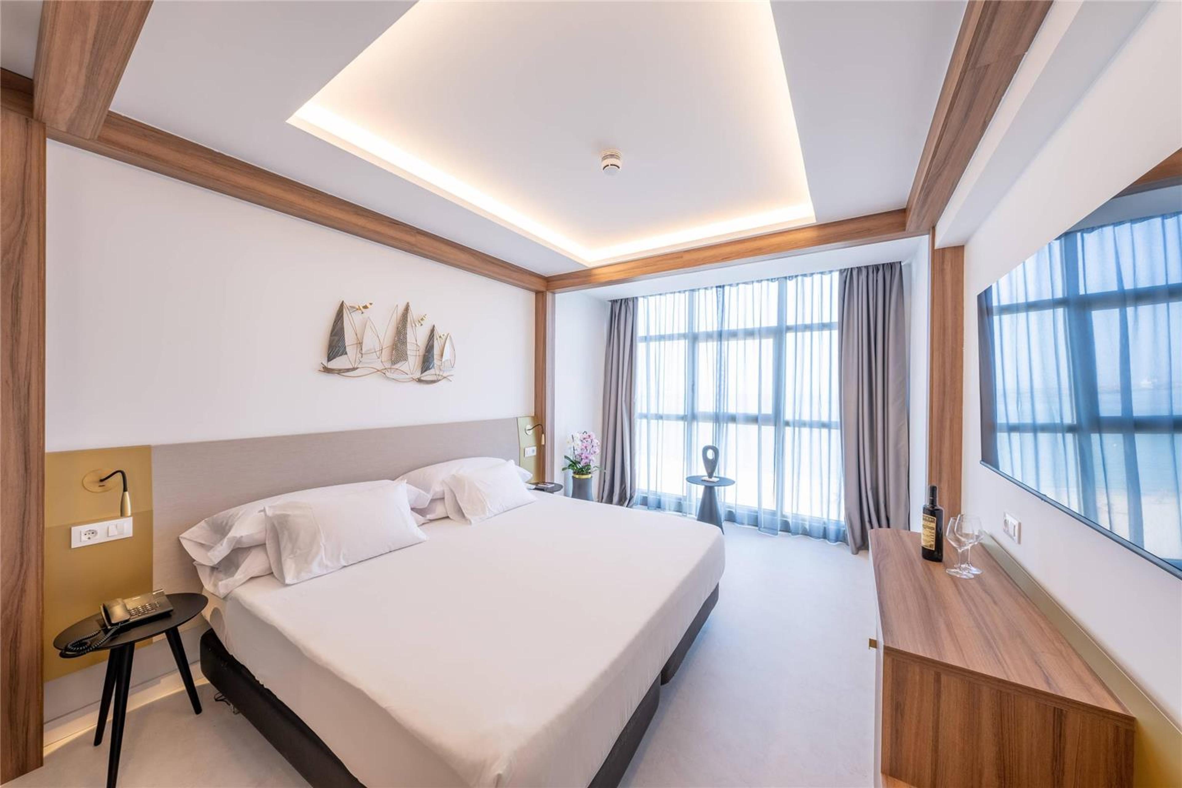 HOTEL FARANDA RIAS ALTAS AN ASCEND