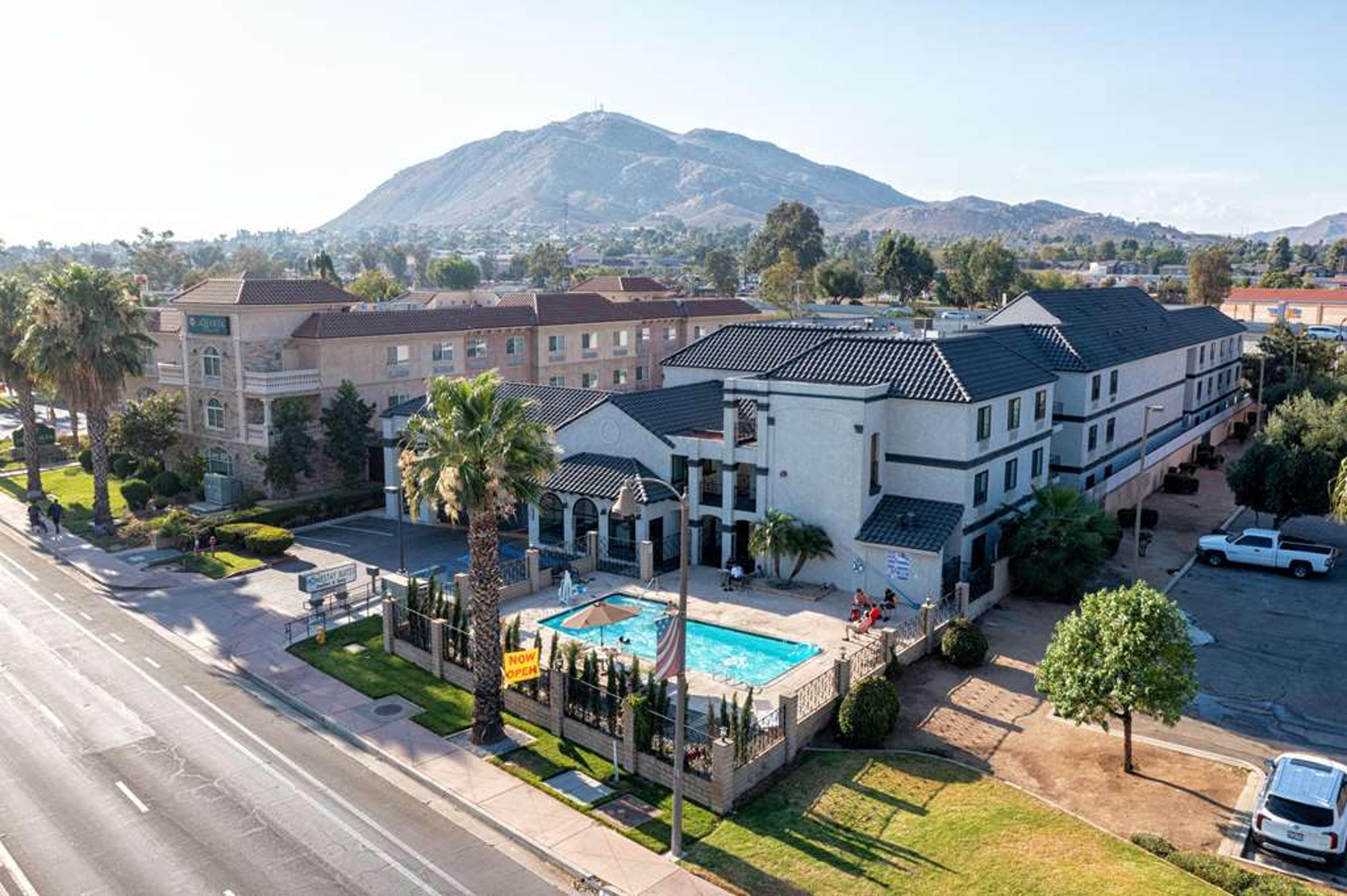 MAINSTAY SUITES MORENO VALLEY NEAR