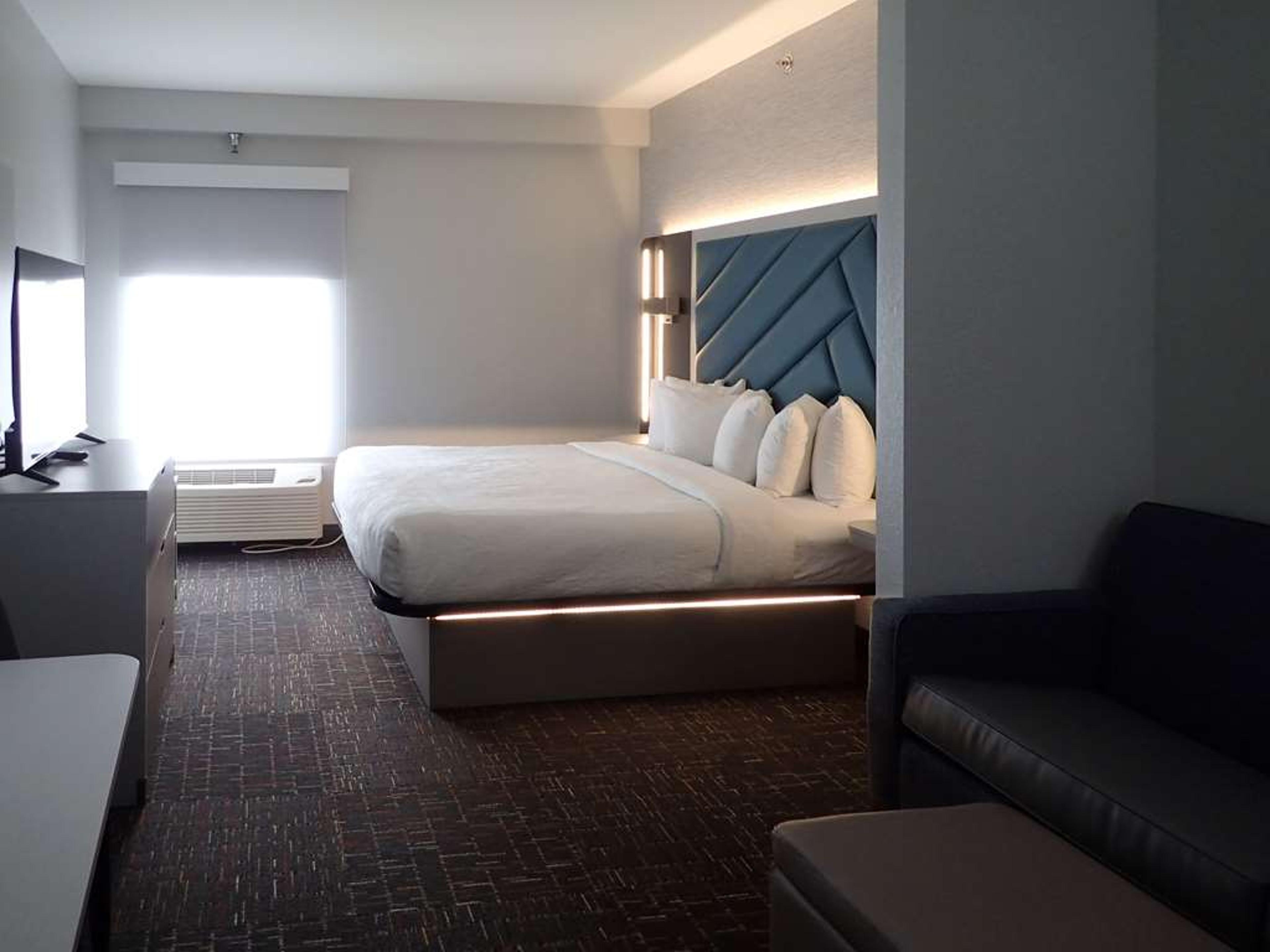 BRENTWOOD SUITES AN ASCEND COLLECTI