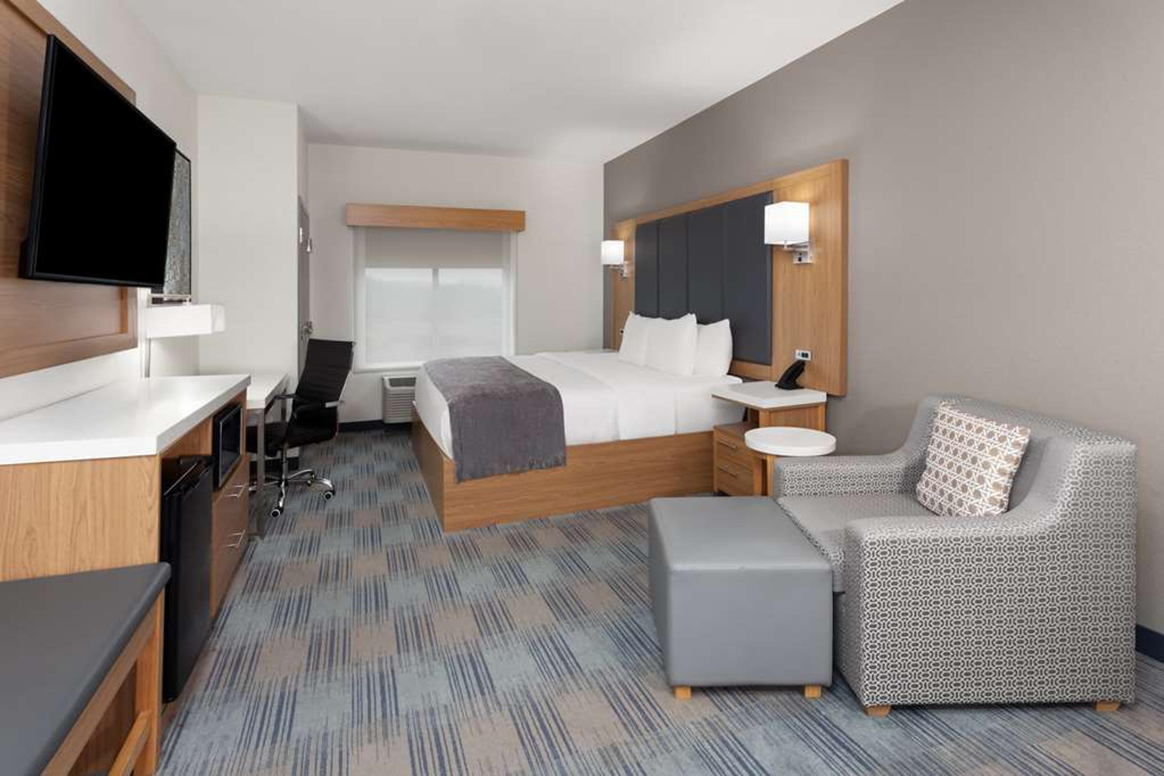 LA QUINTA CORAVILLE IOWA CITY