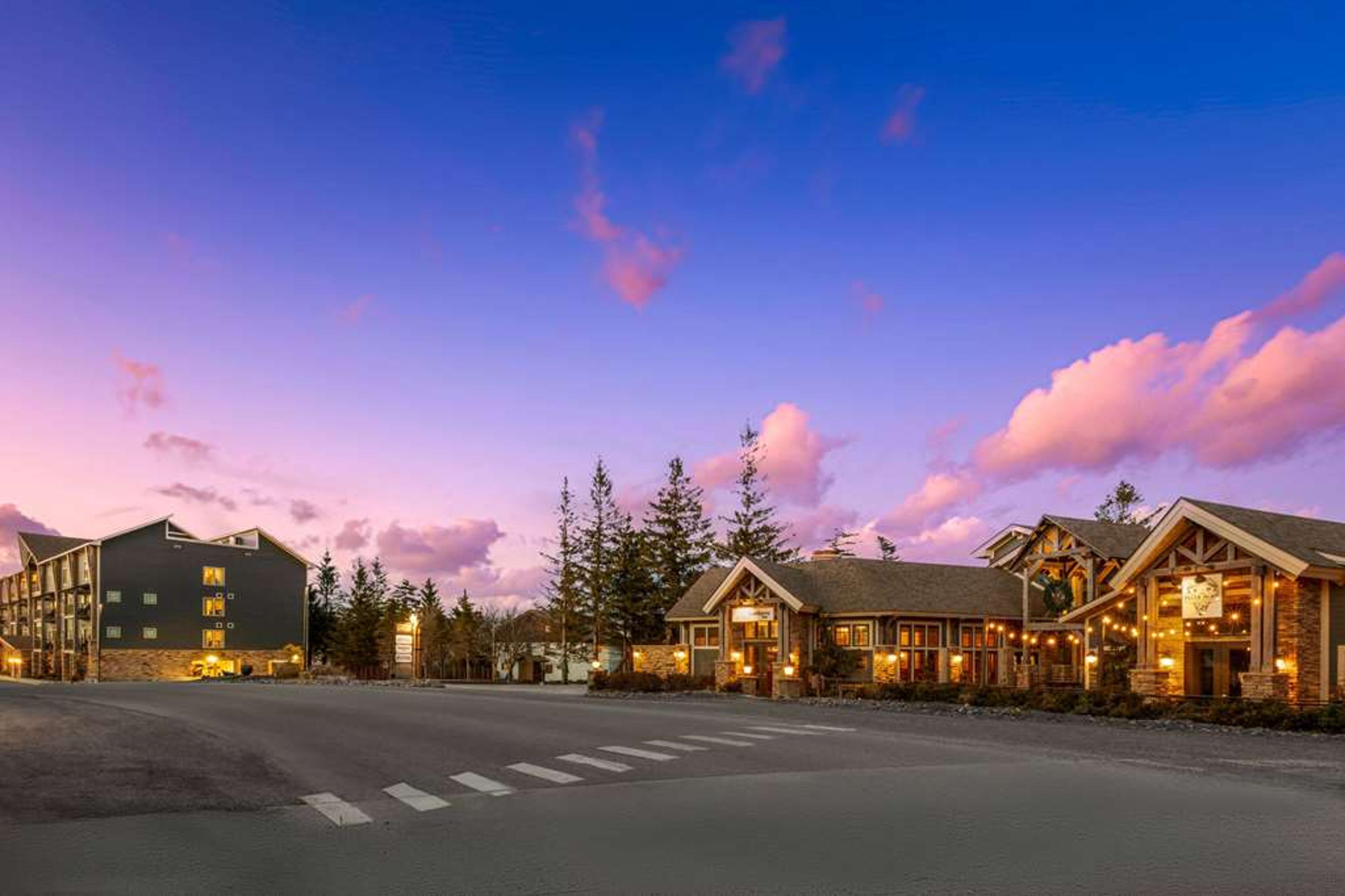 CORDUROY INN AND LODGE TRADEMARK CO