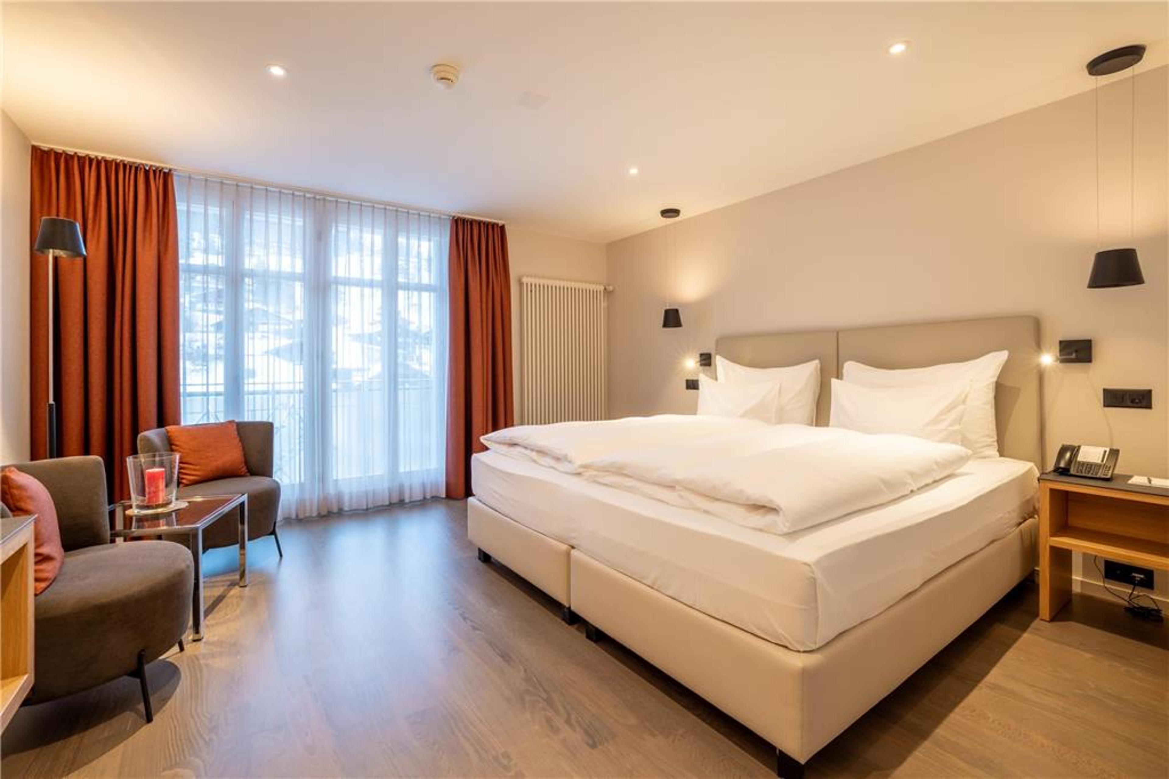 BELVEDERE SWISS QUALITY HOTEL