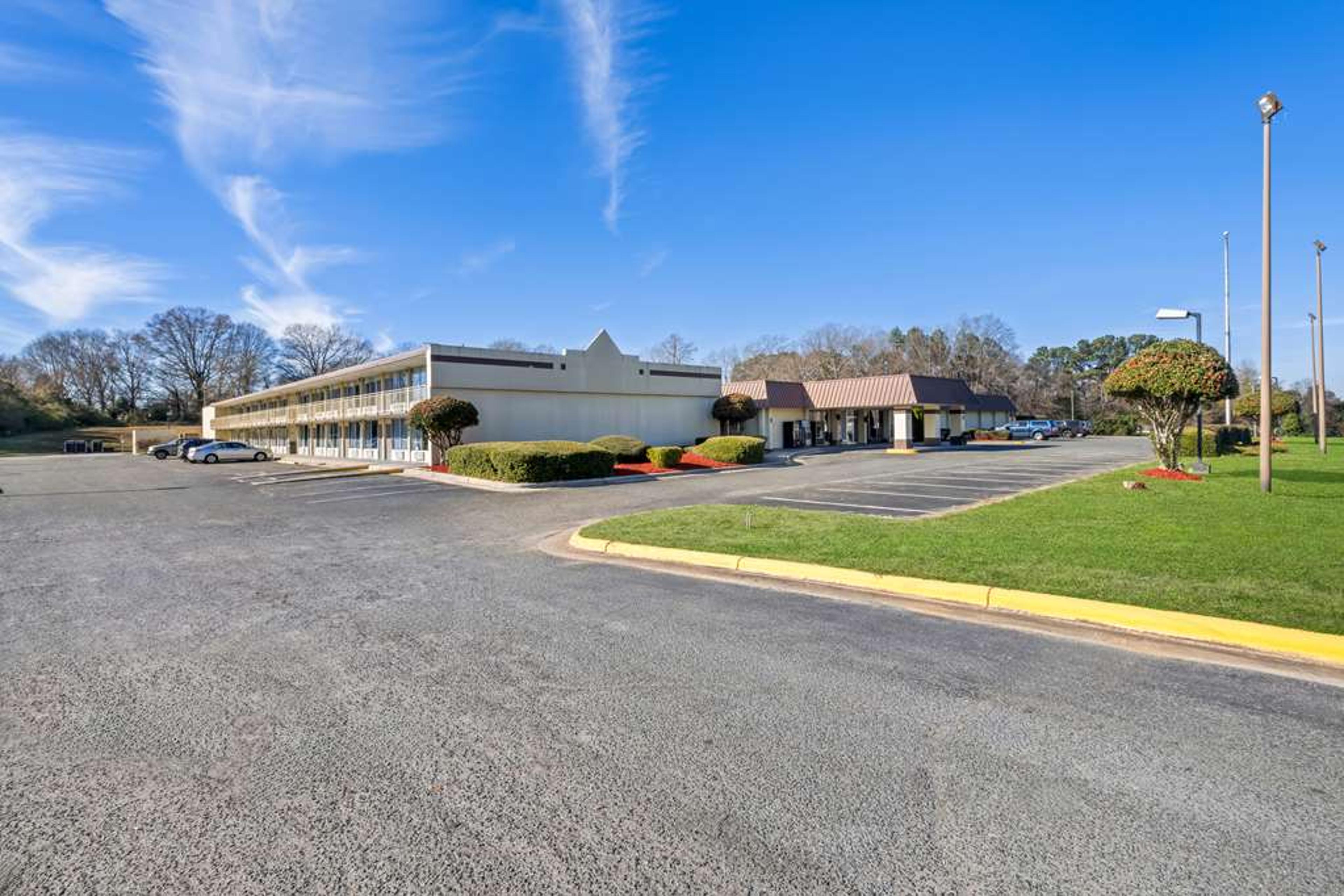 RODEWAY INN