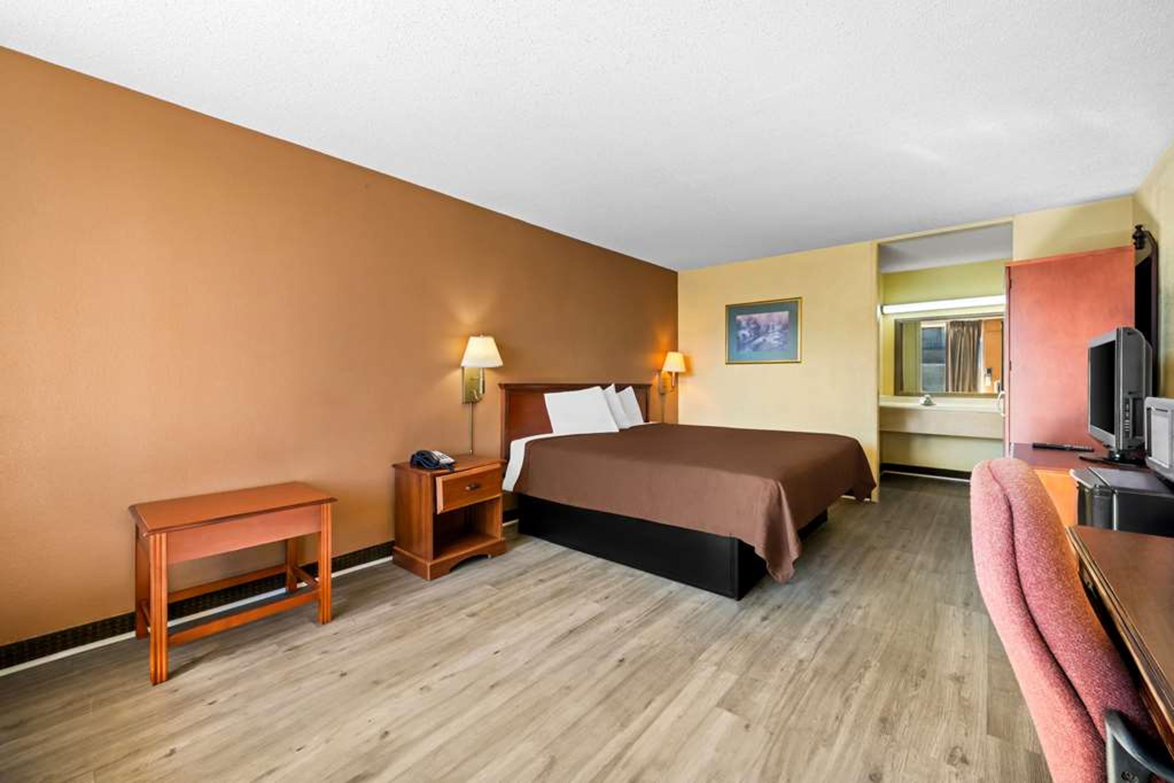 RODEWAY INN
