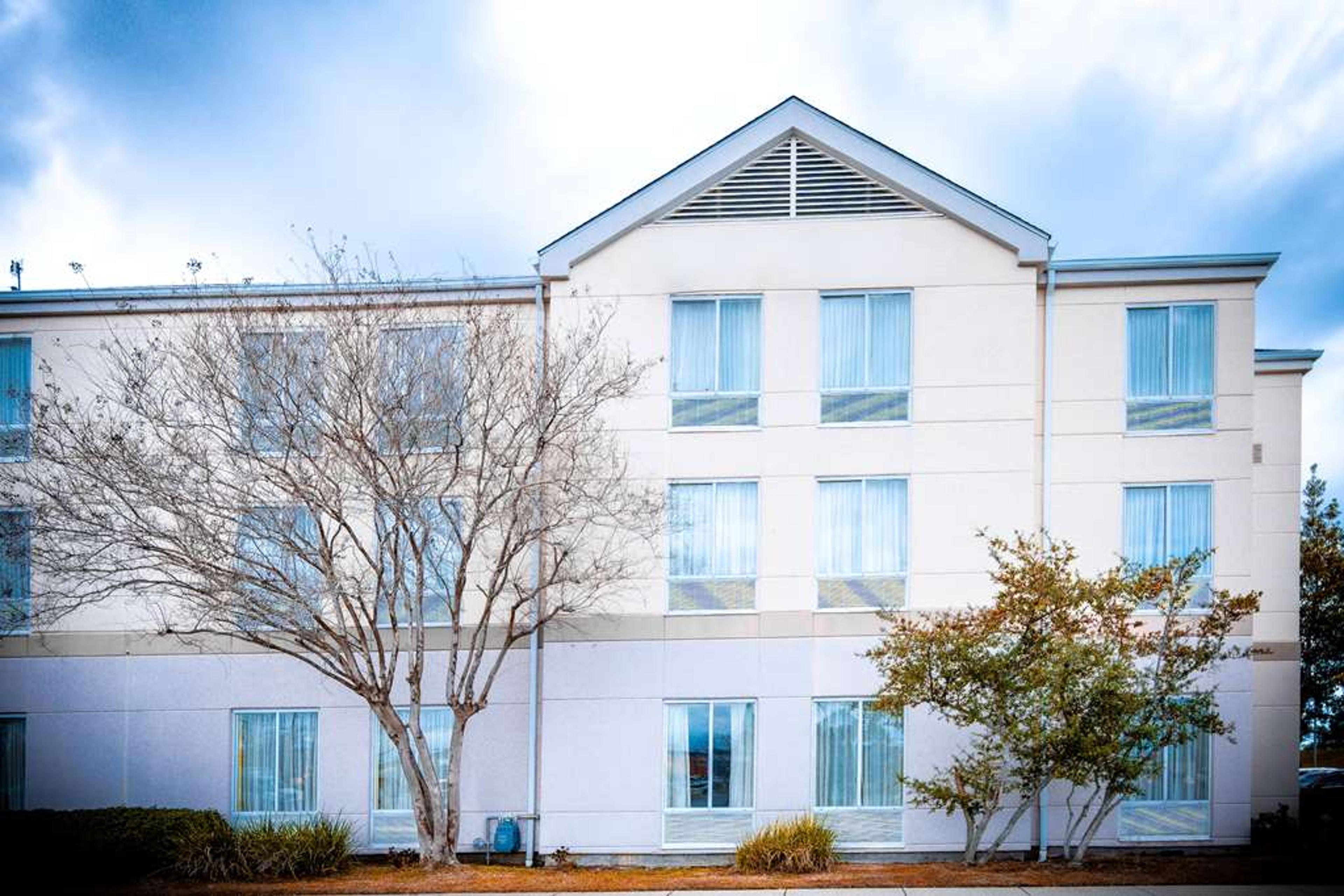 WYNDHAM GARDEN NEW ORLEANS AIRPORT