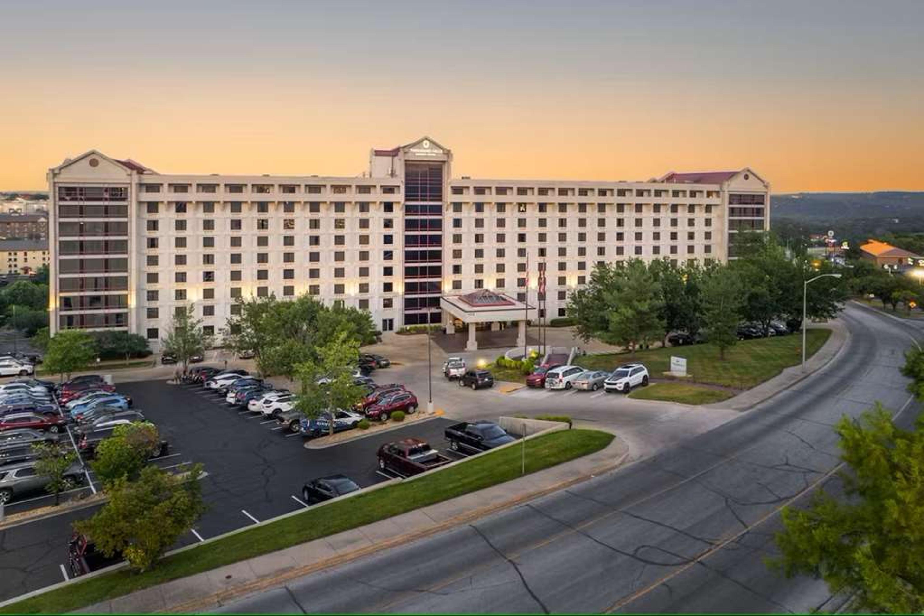 Thousand Hills Resort Hotel