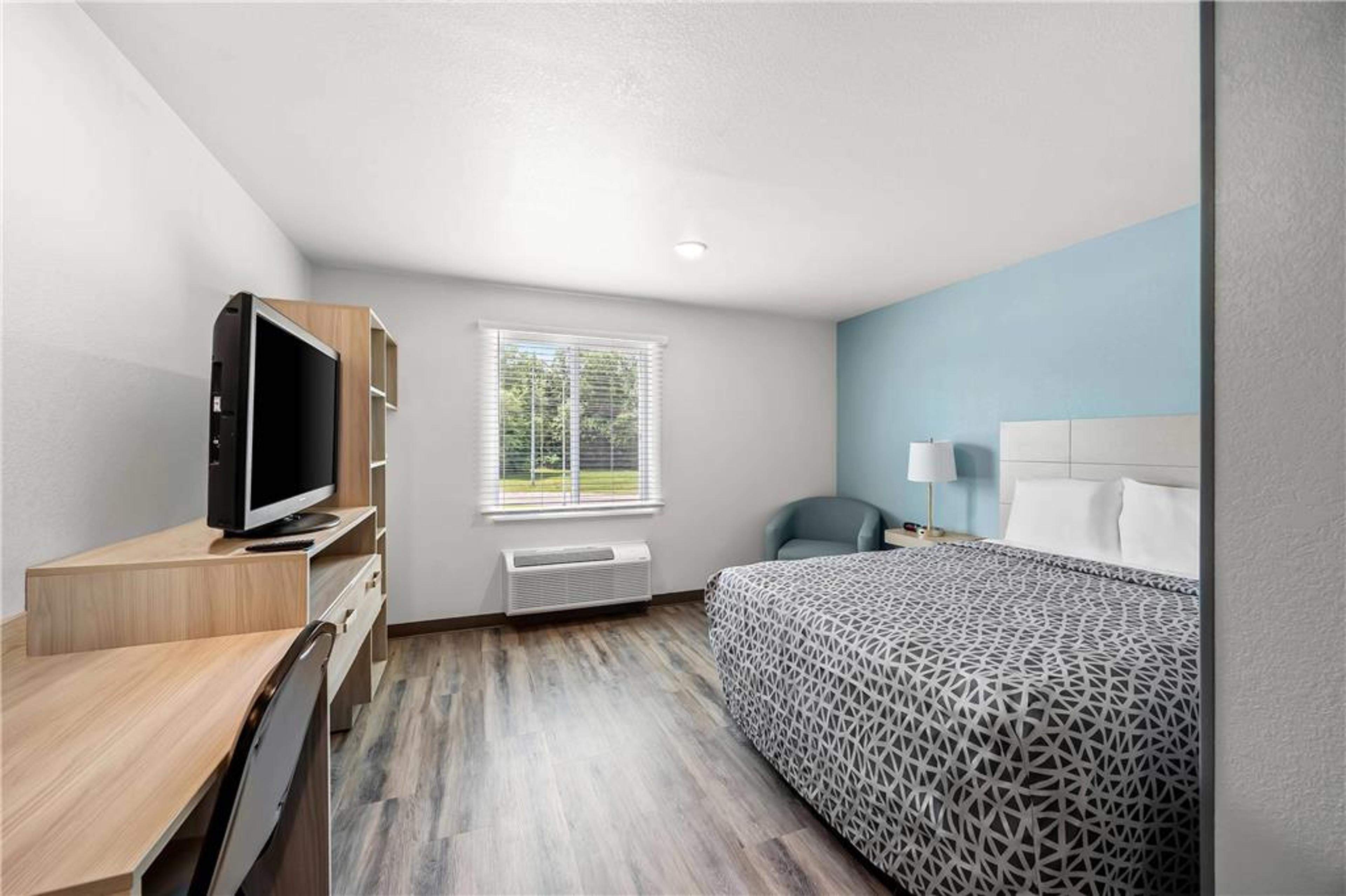 WOODSPRING SUITES JACKSON HUB CITY