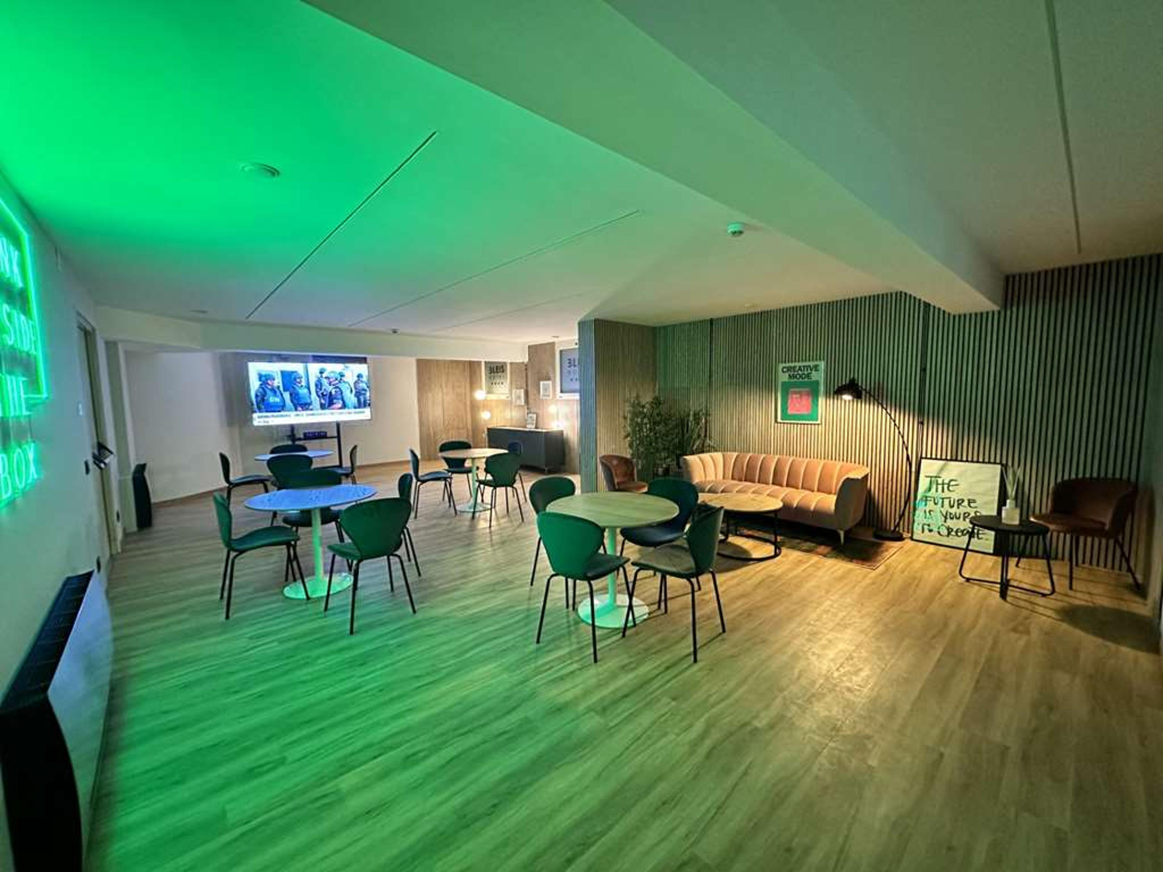 Hotel Photo 5