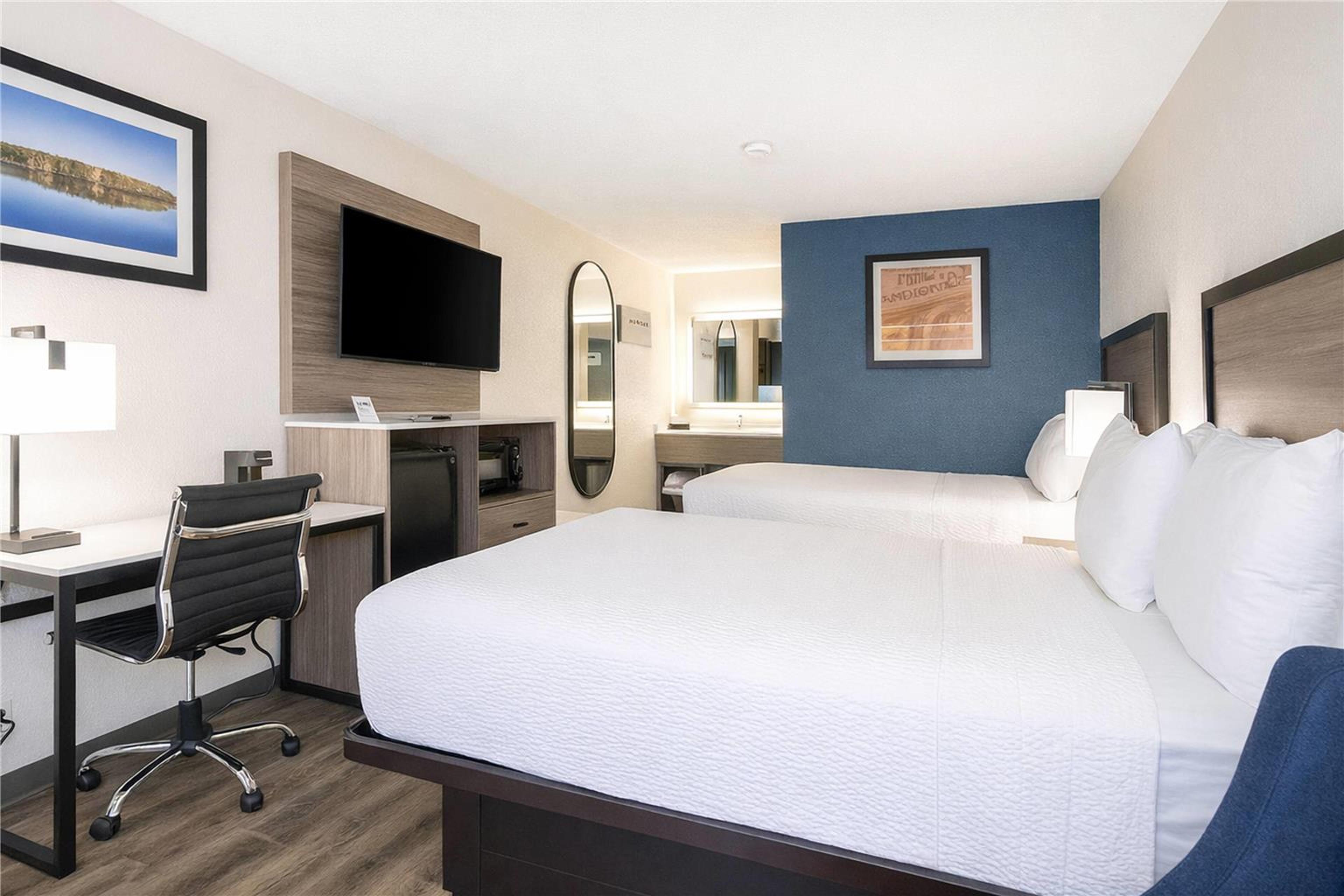 BAYMONT BY WYNDHAM FAYETTEVILLE
