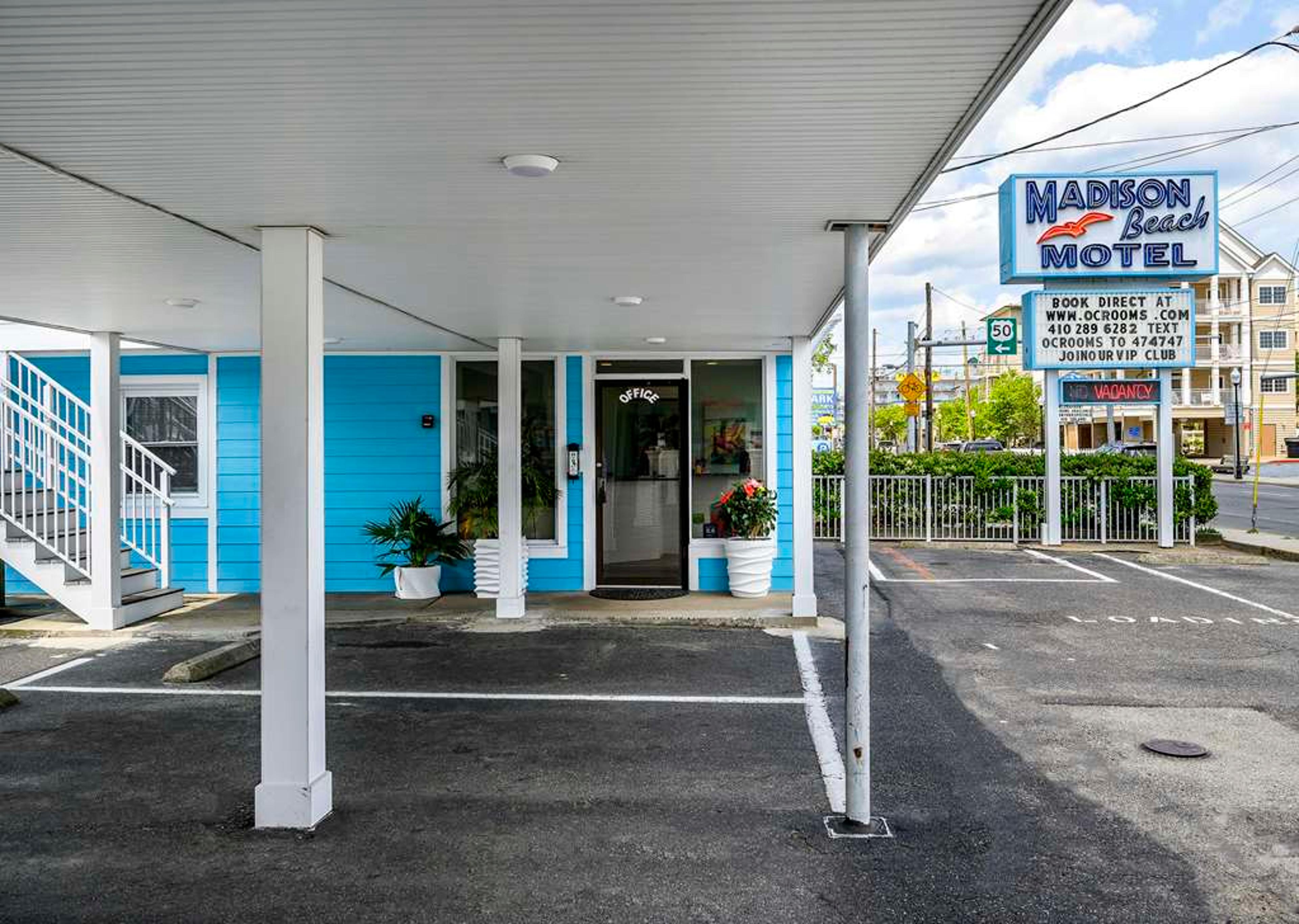 MADISON BEACH MOTEL