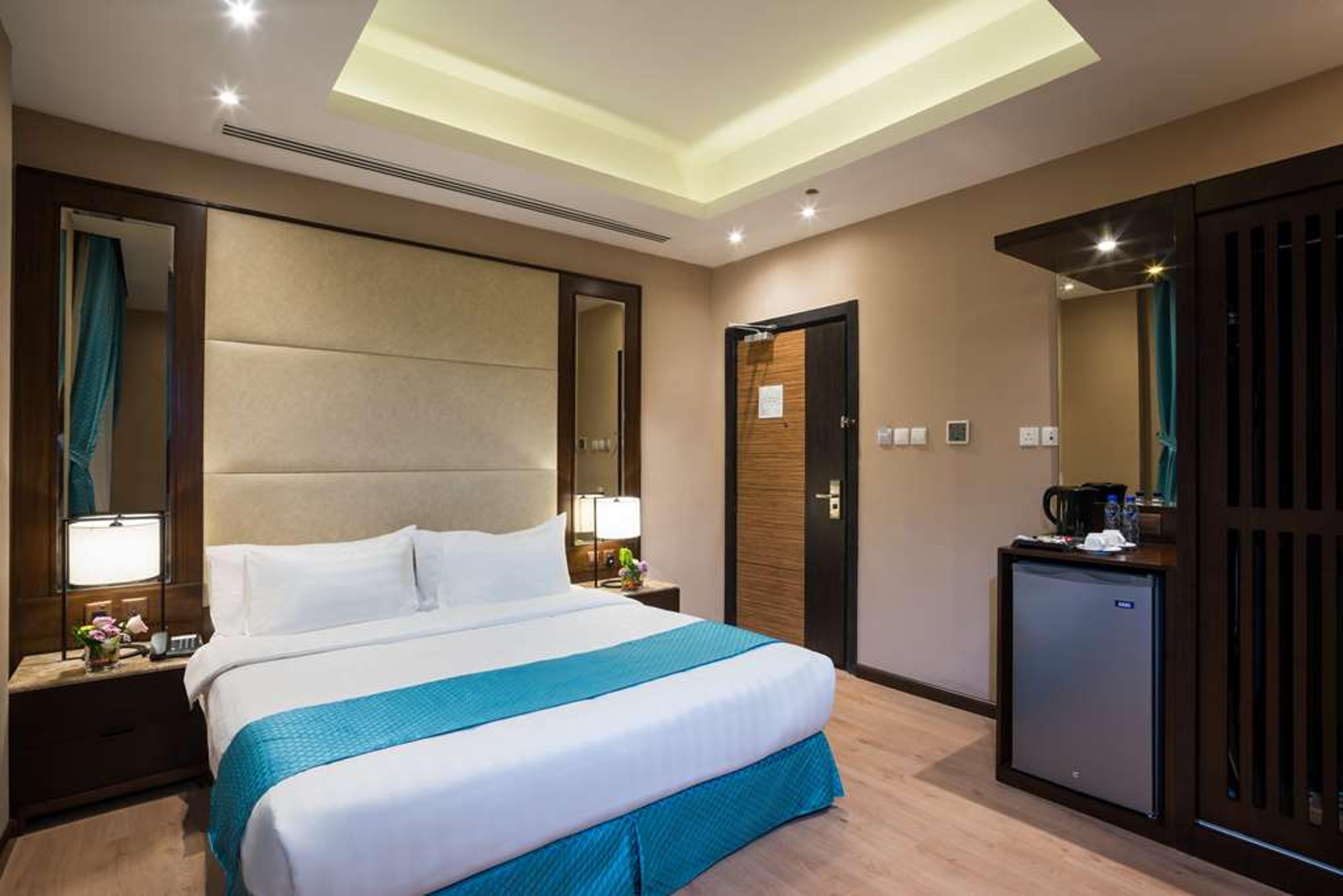 NAVITI BY WARWICK DAMMAM