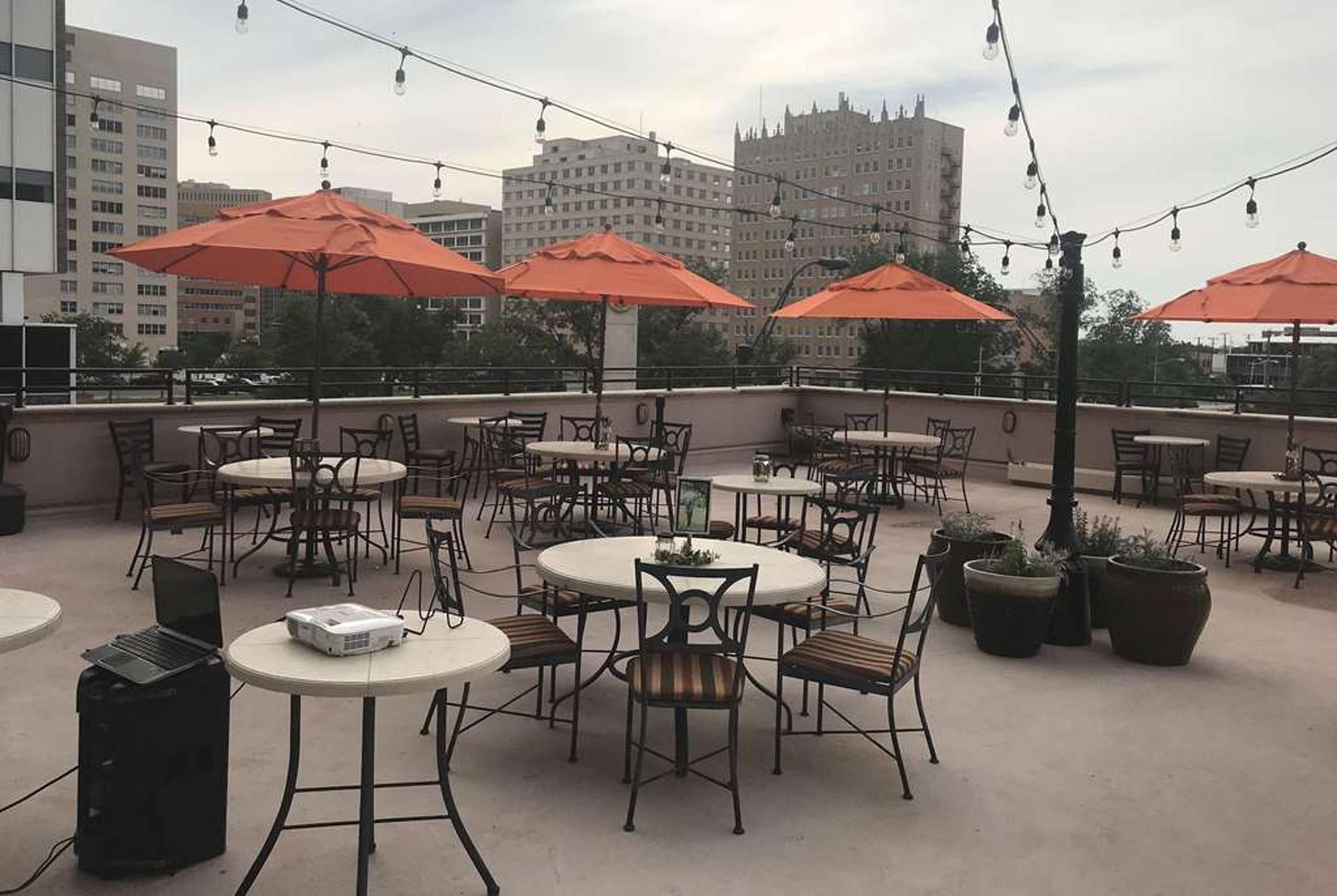 WYNDHAM MIDLAND DOWNTOWN