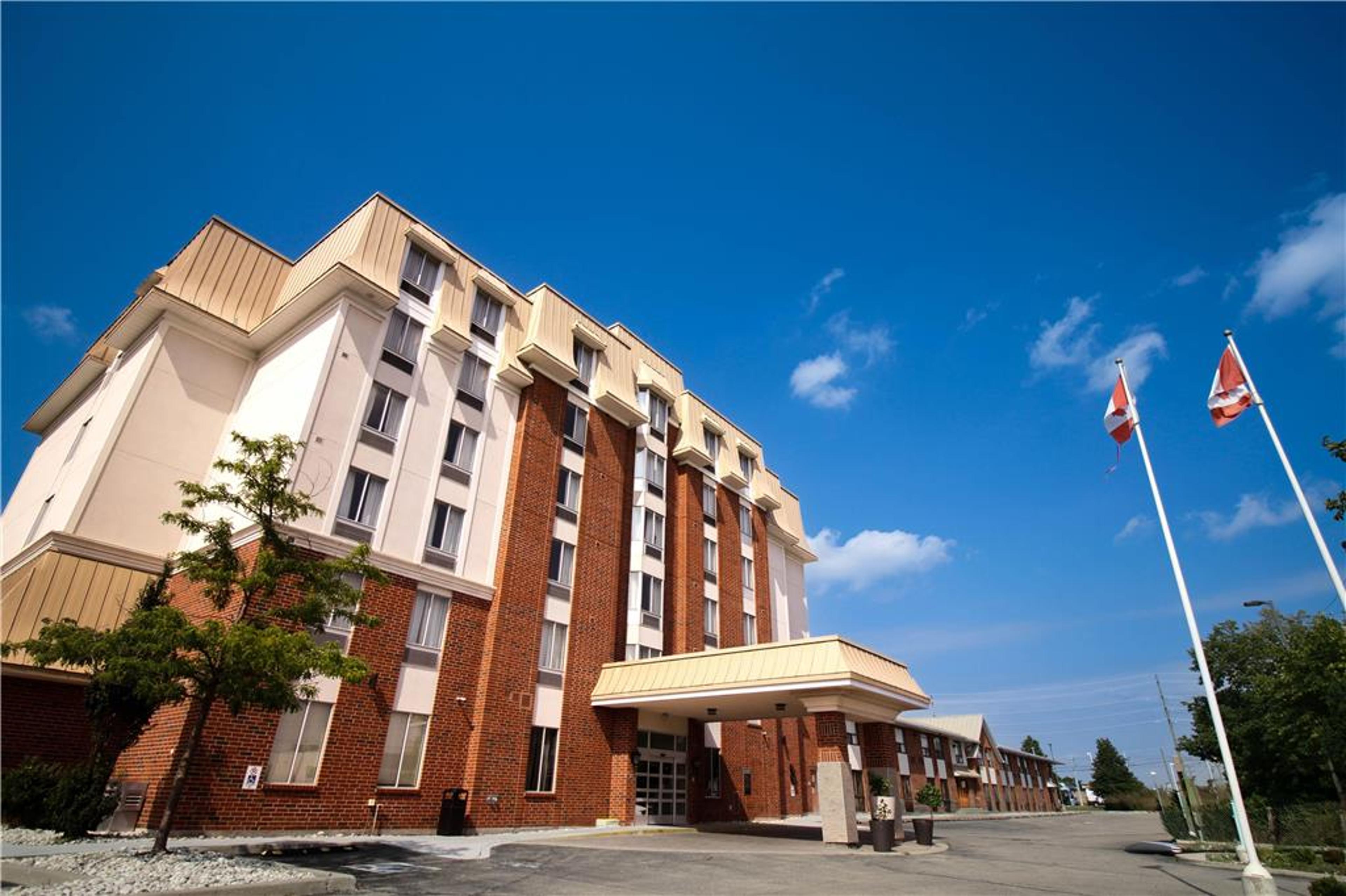 WATERLOO SUITES HOTEL TRADEMARK COL