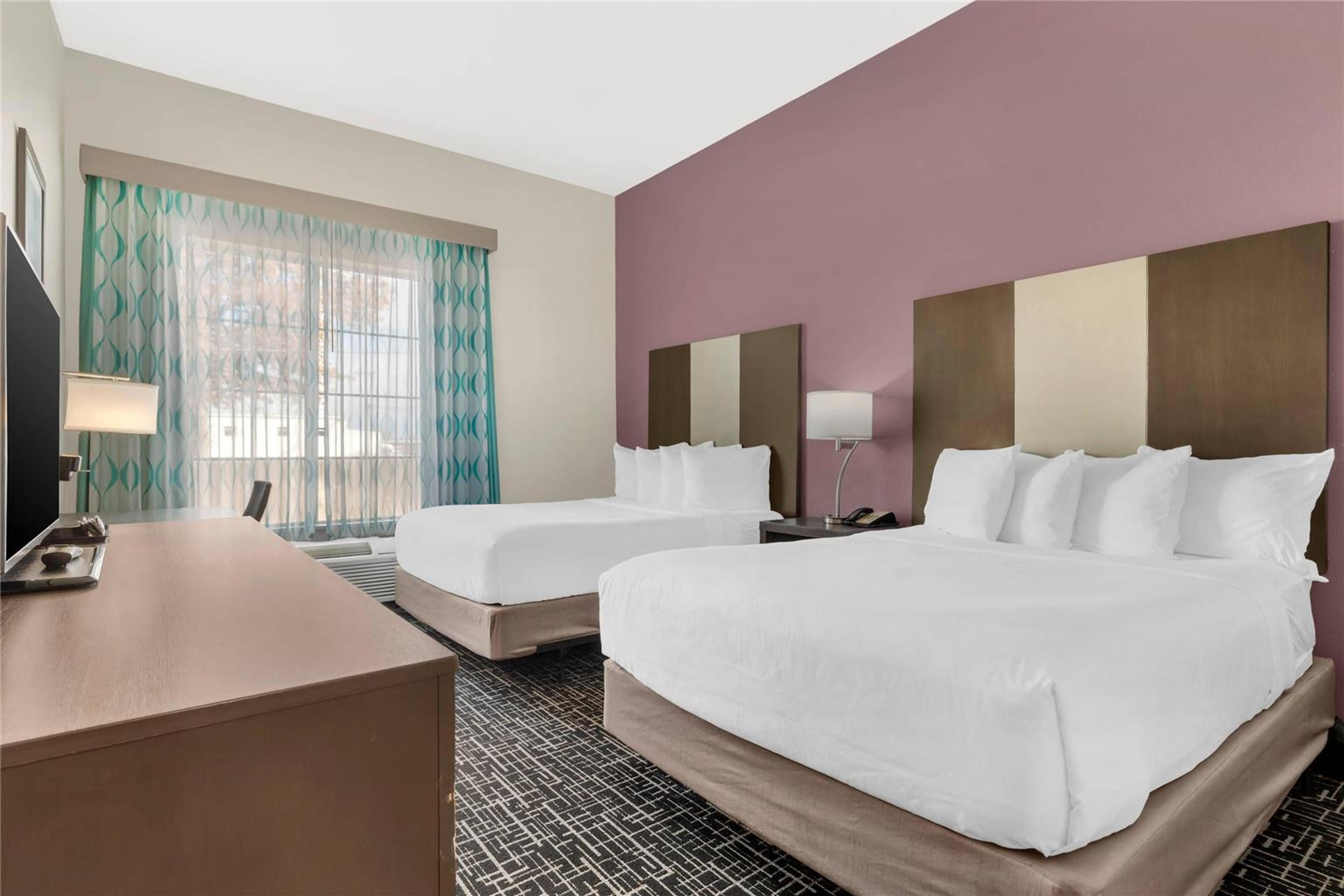COMFORT INN AND SUITES CLAREMORE