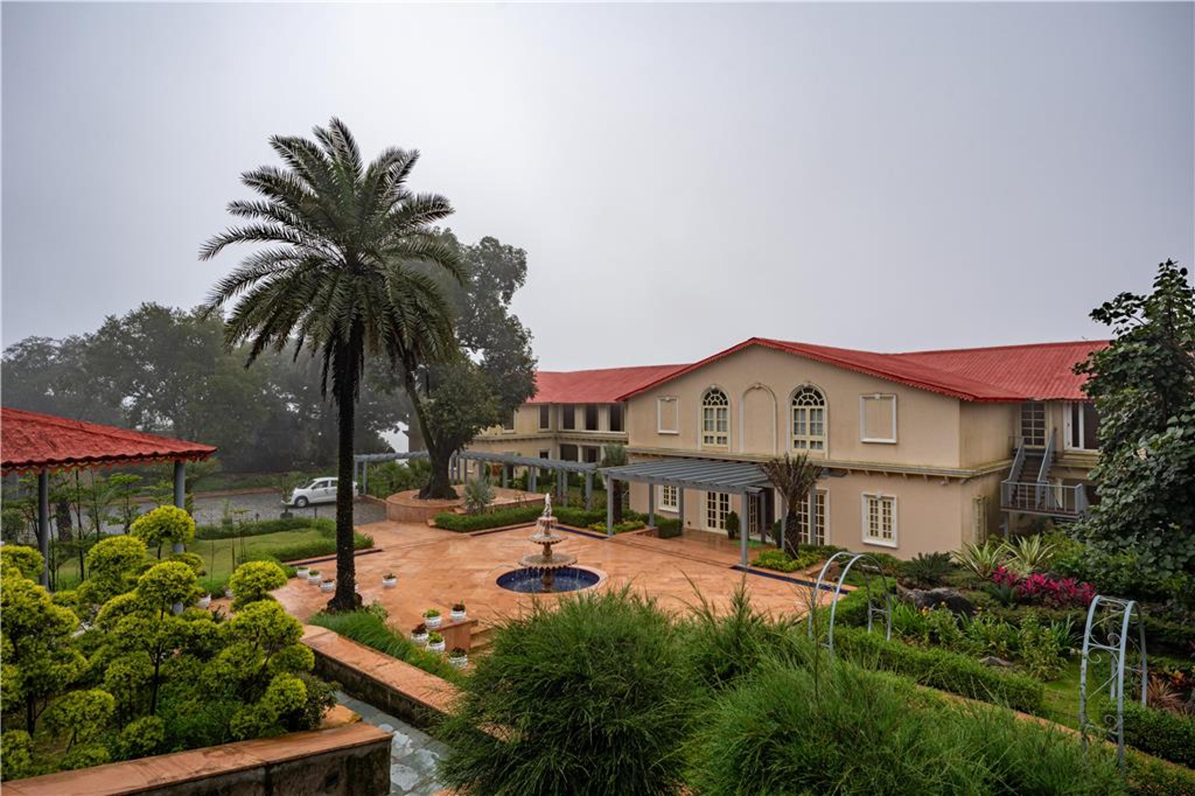 Hotel Photo 1
