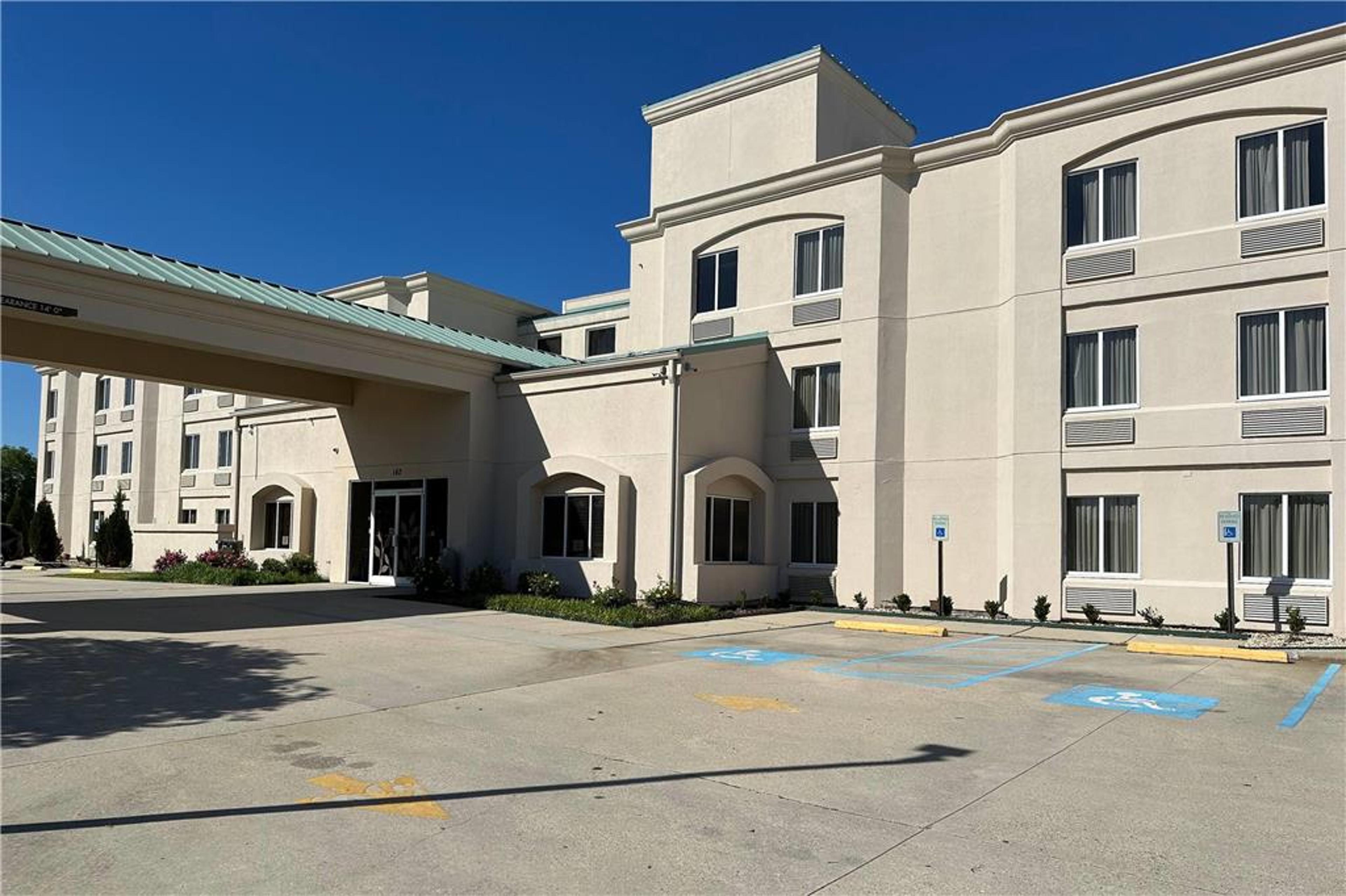 BAYMONT BY WYNDHAM SLIDELL
