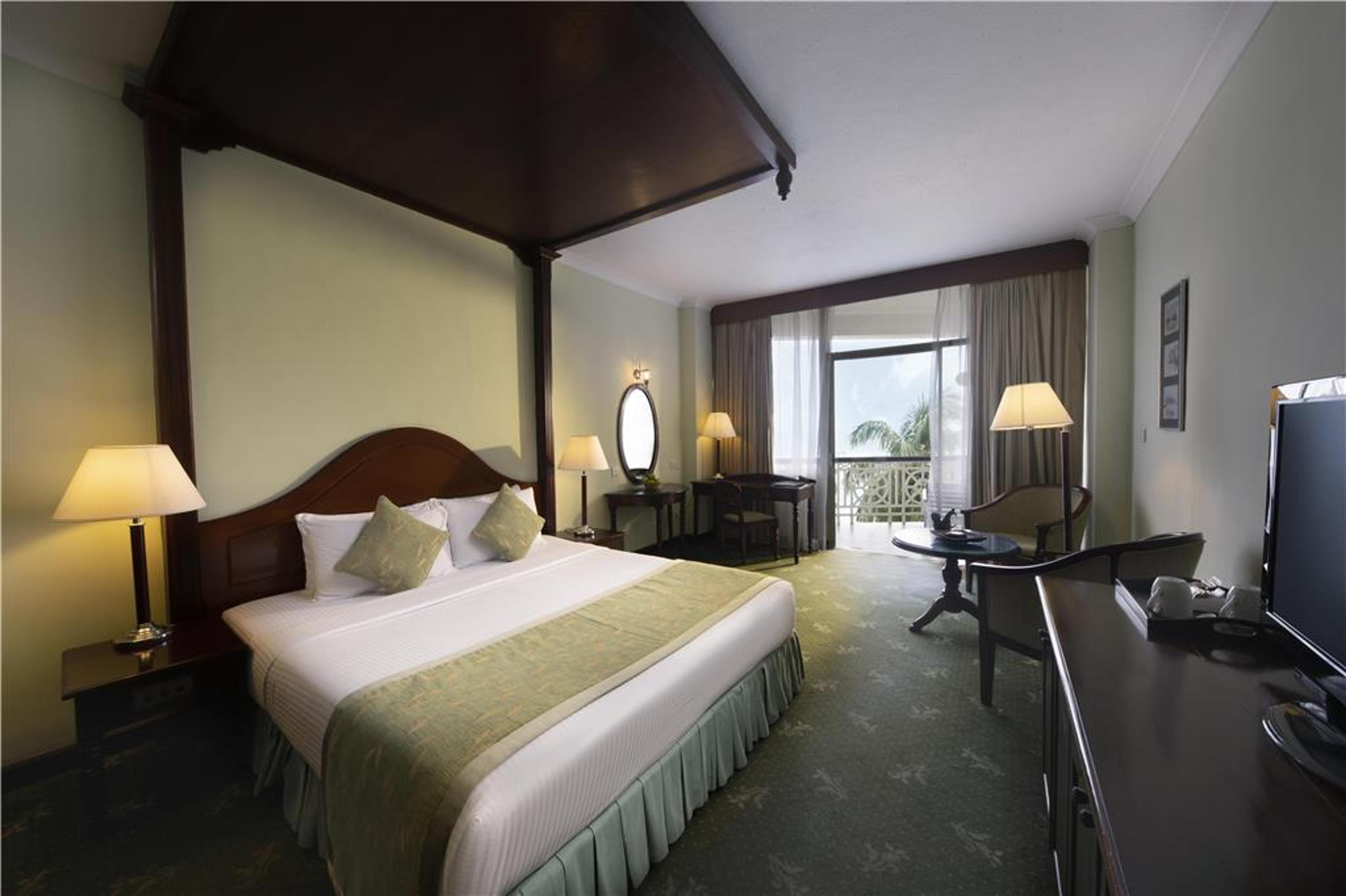 MOUNT LAVINIA HOTEL