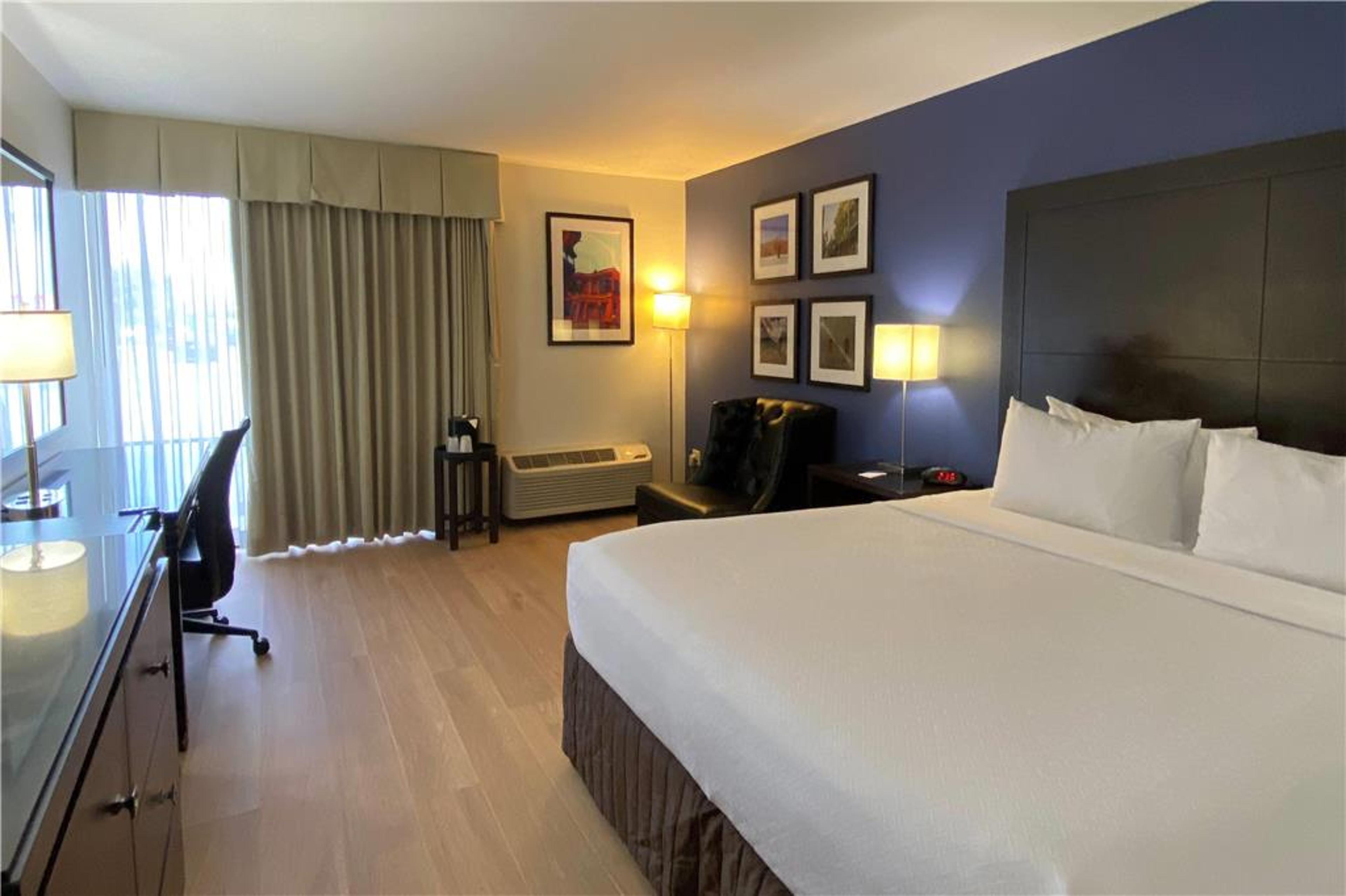 TRYP BY WYNDHAM NEW ORLEANS AIRPORT
