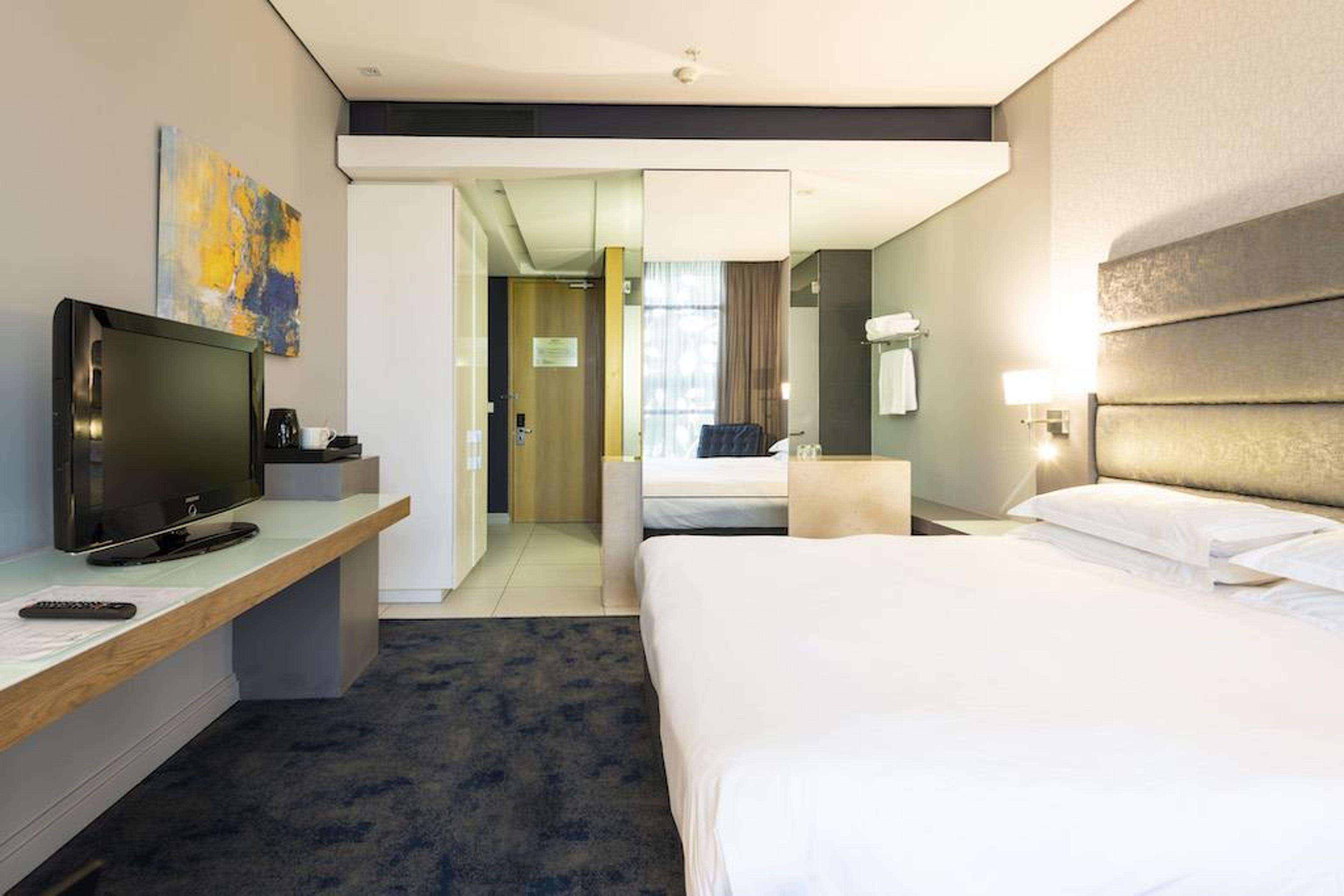 AHA GATEWAY HOTEL