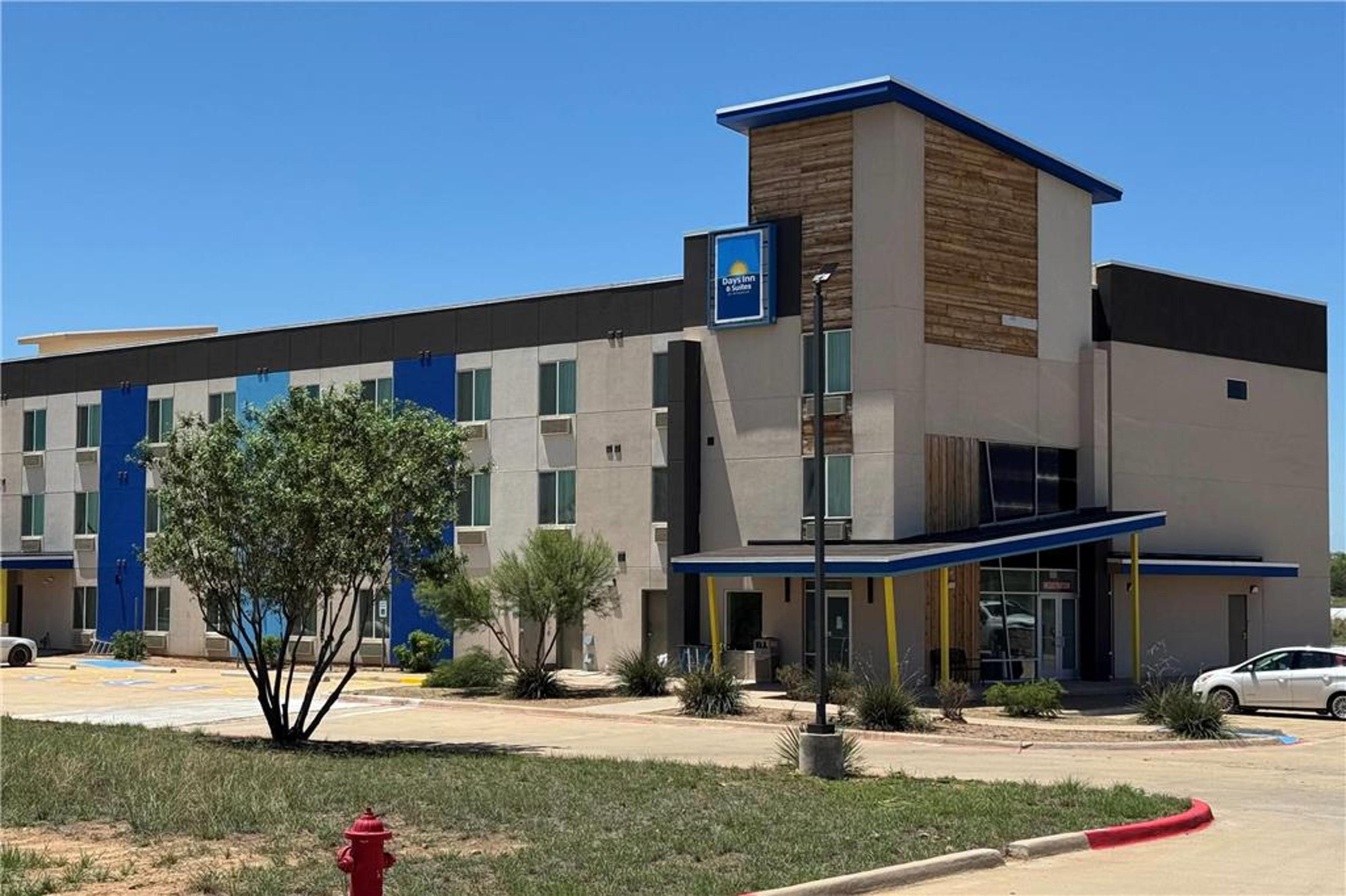 DAYS INN SUITES COLORADO CITY