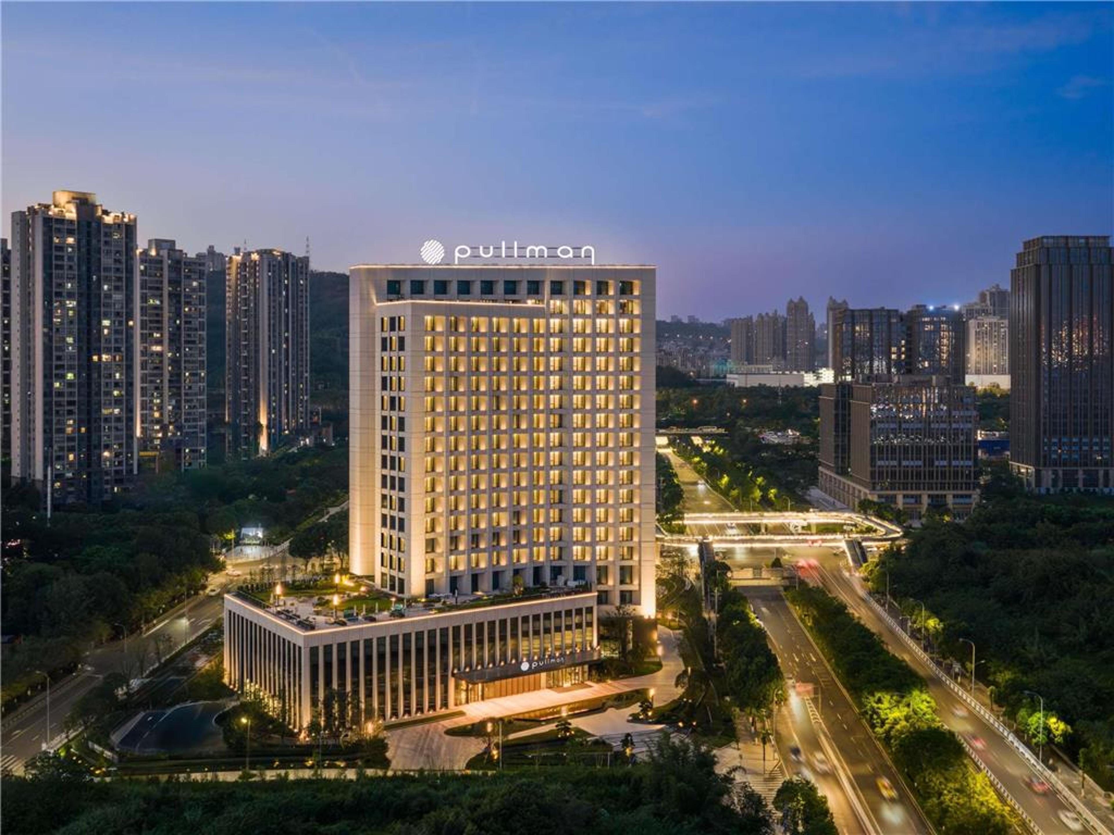PULLMAN CHONGQING XIYUE