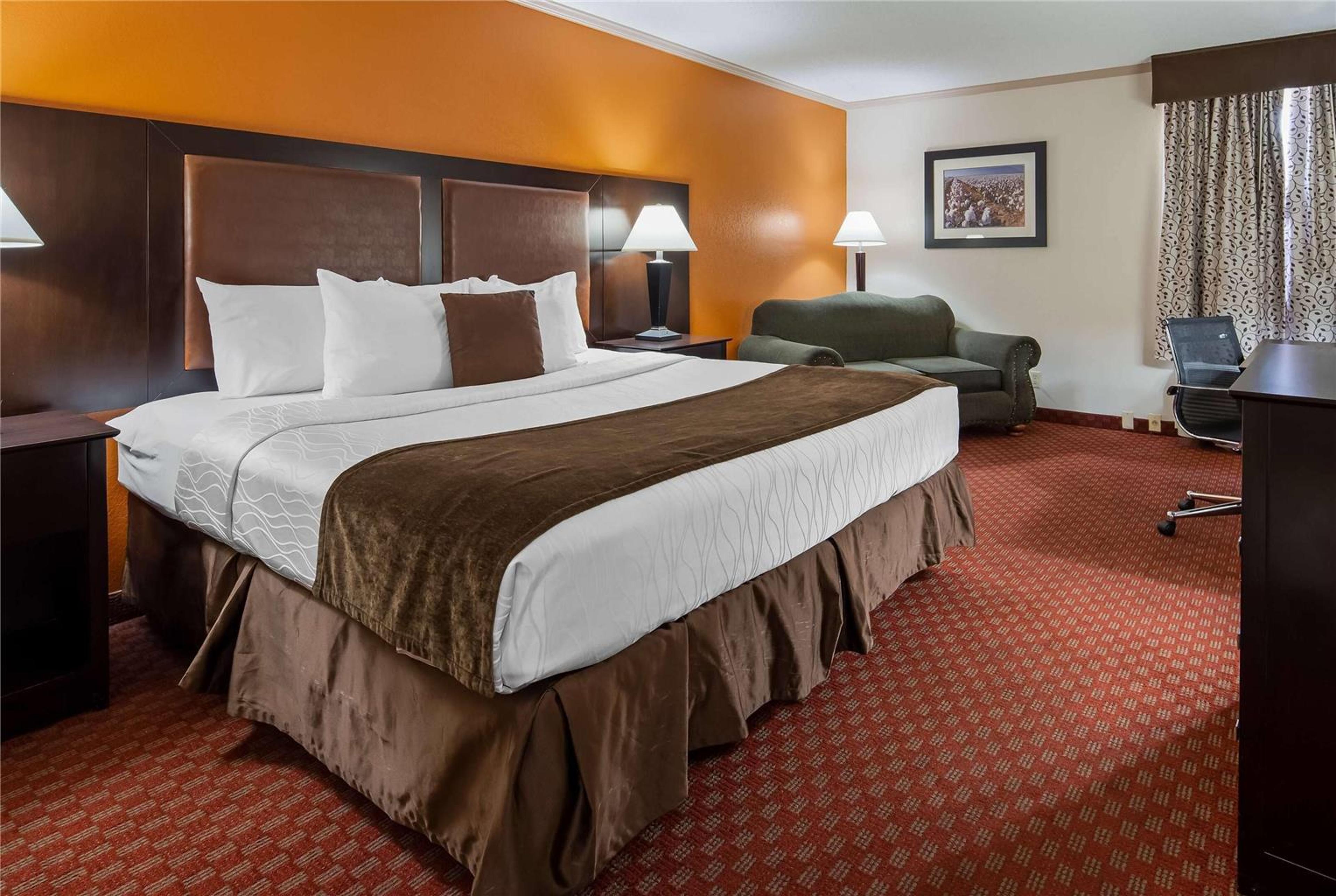 BAYMONT BY WYNDHAM LUBBOCK