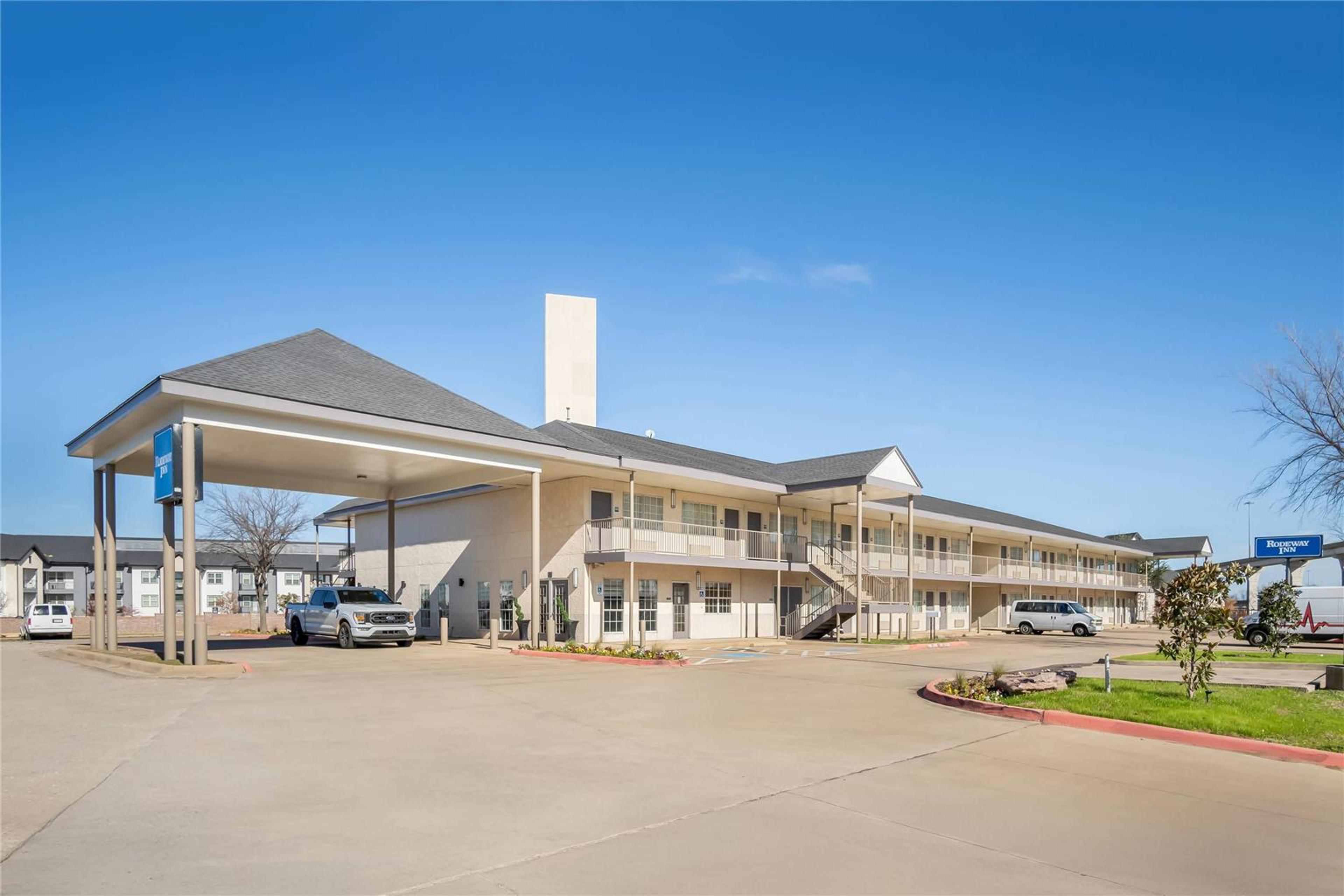 RODEWAY INN GARLAND HARBOR POINT