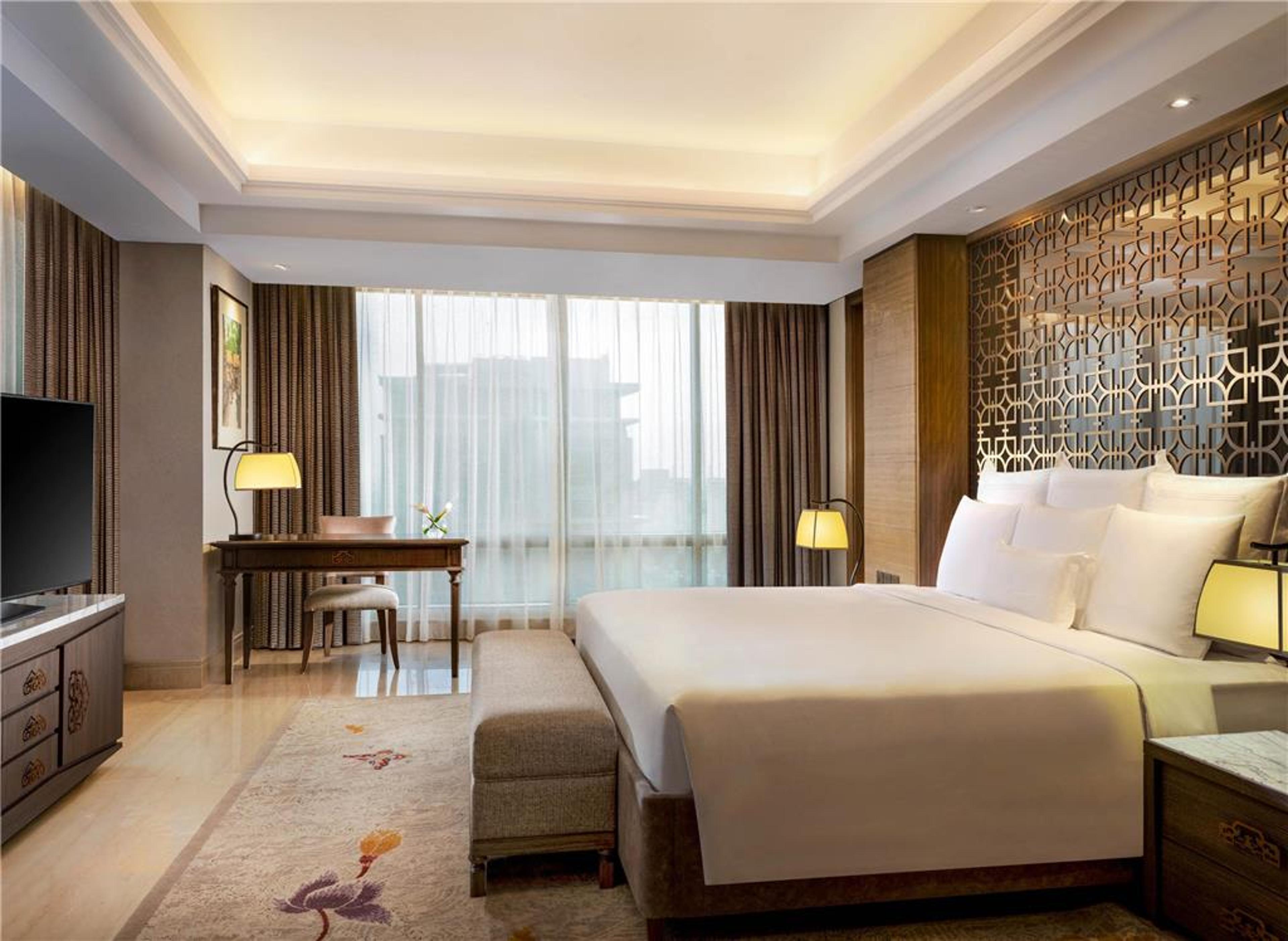 TENTREM HOTEL SEMARANG