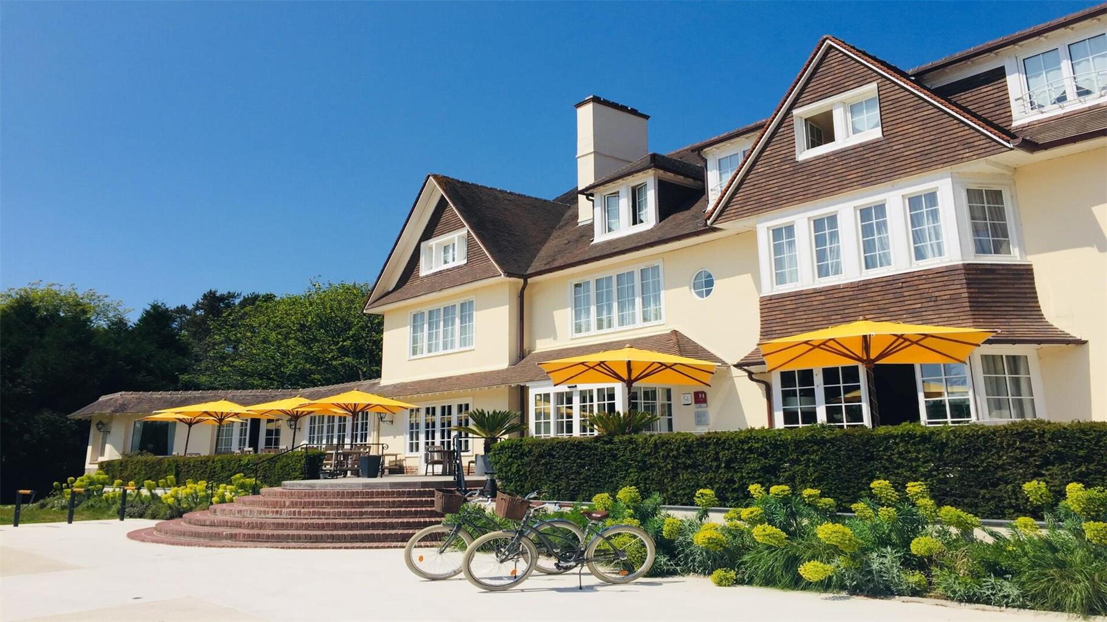 LE MANOIR HOTEL
