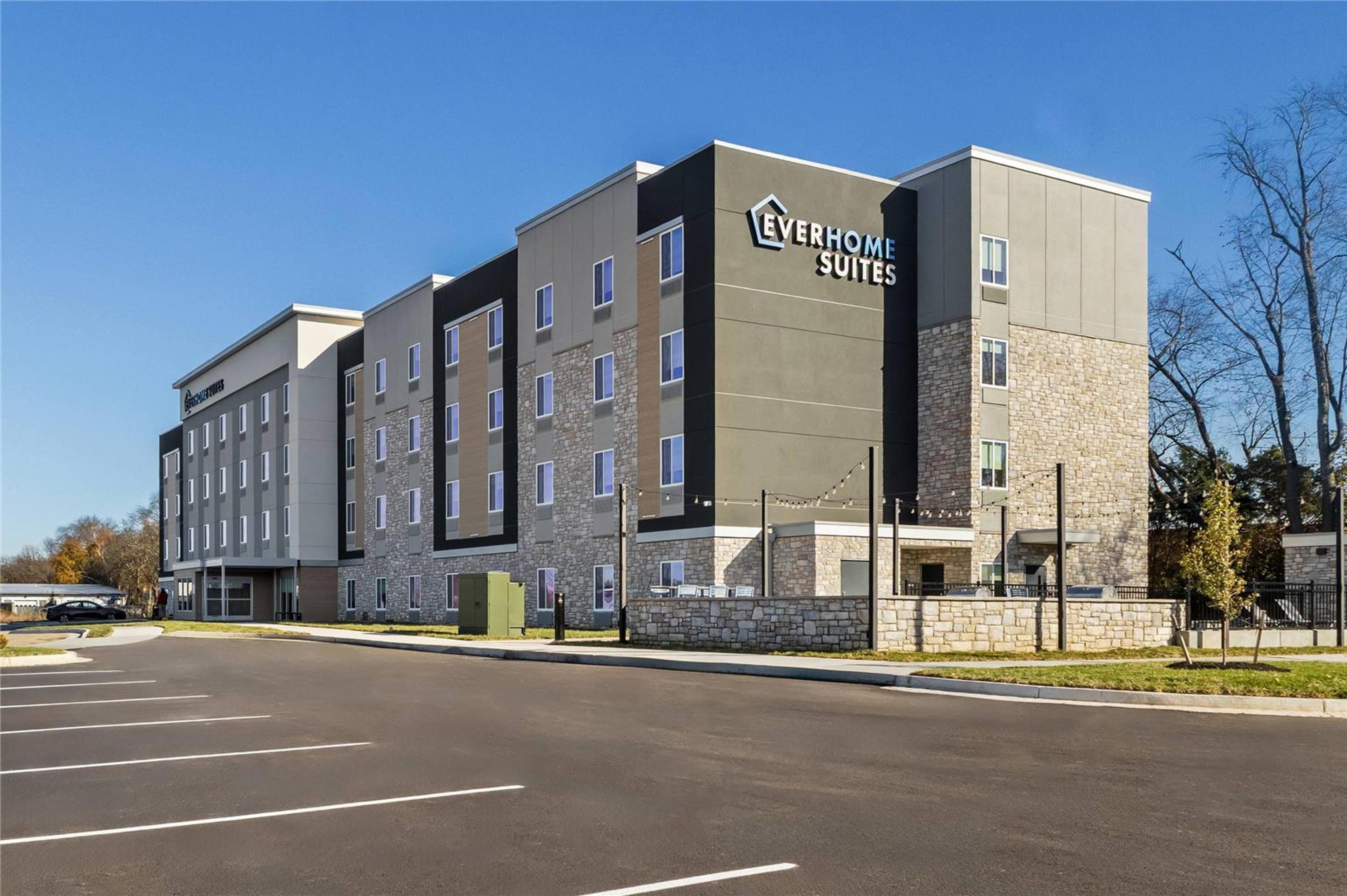 EVERHOME SUITES BOWLING GREEN