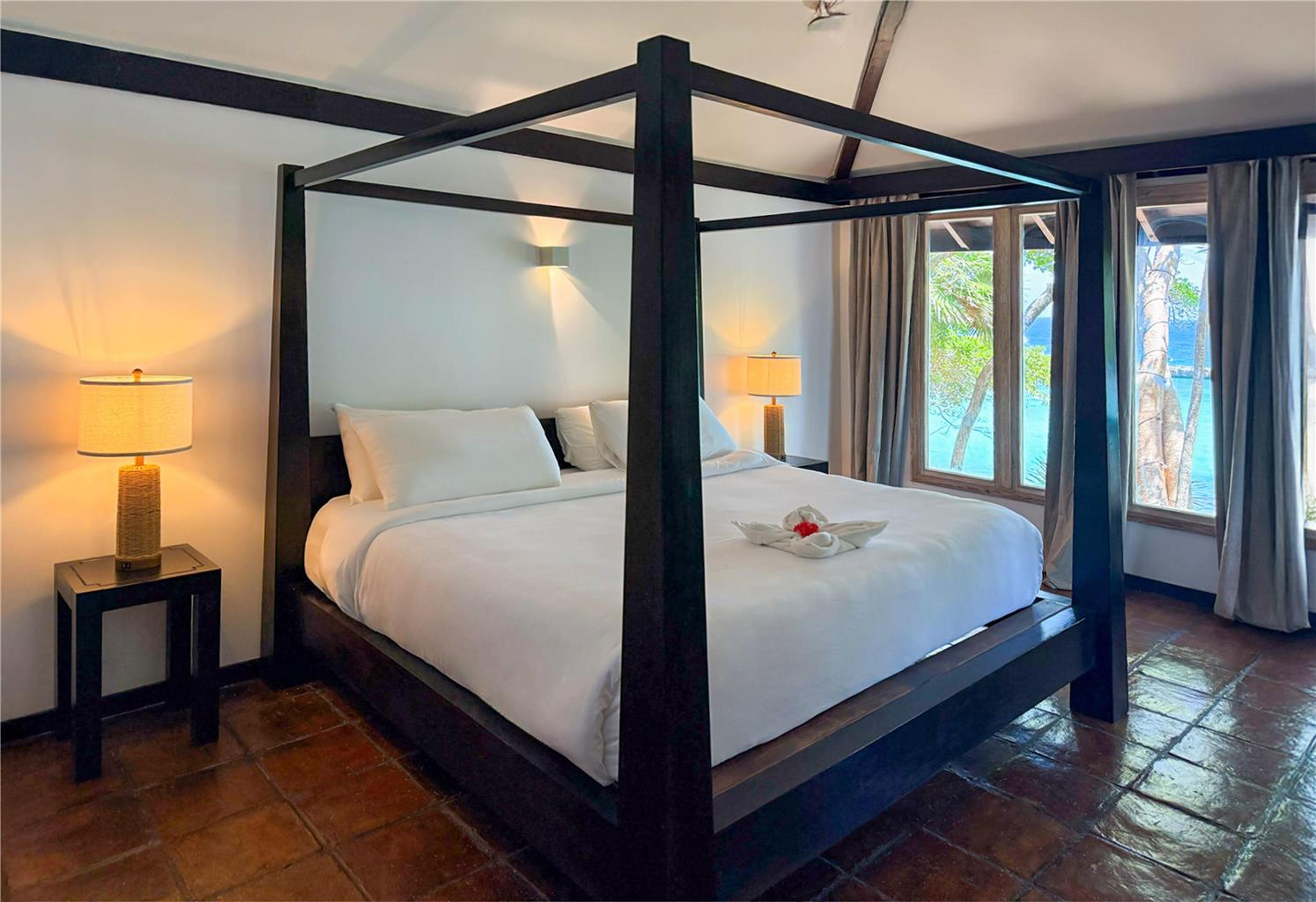 ROATAN MEDIA LUNA RESORT