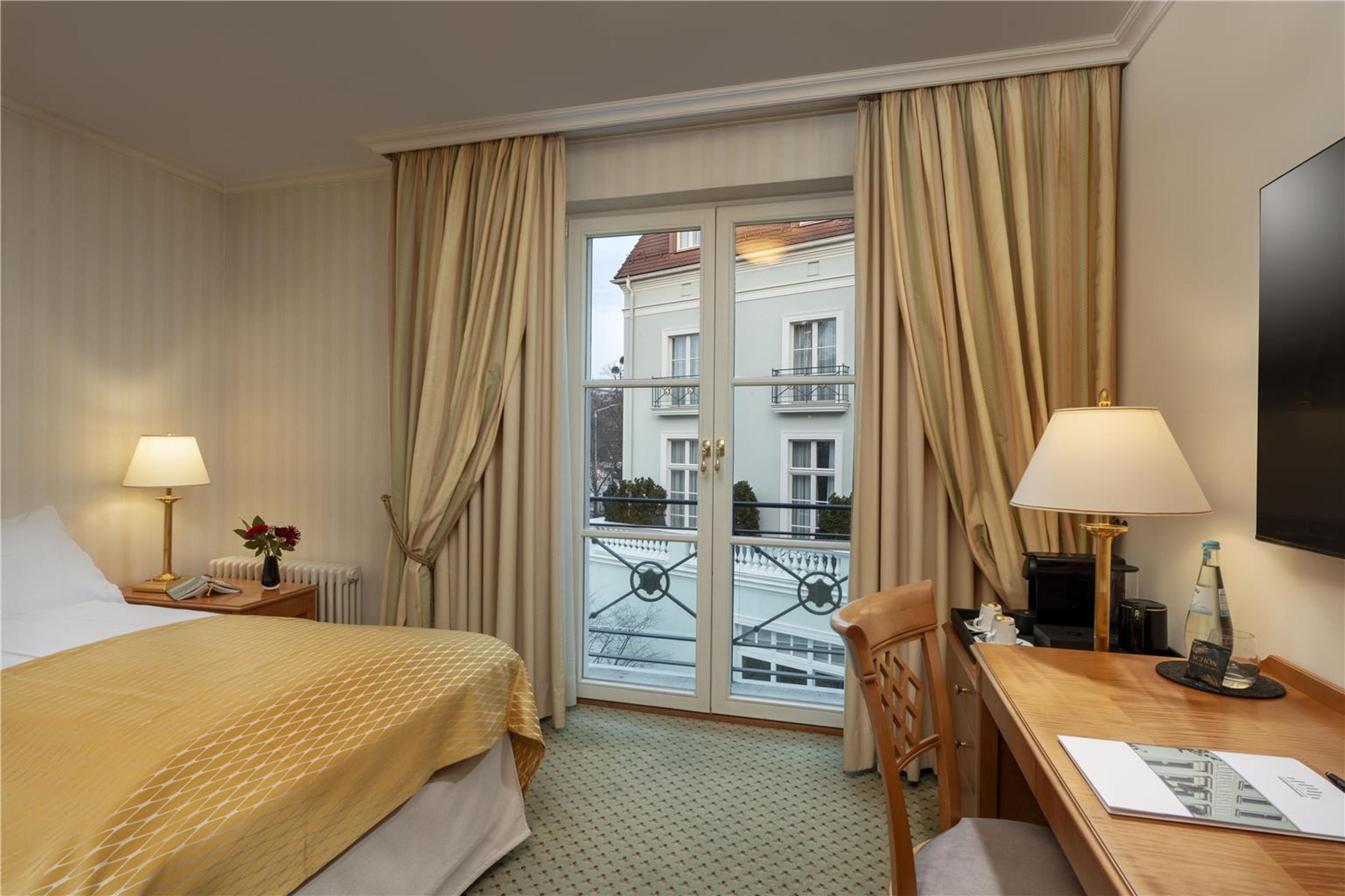 HOTEL AM JAEGERTOR