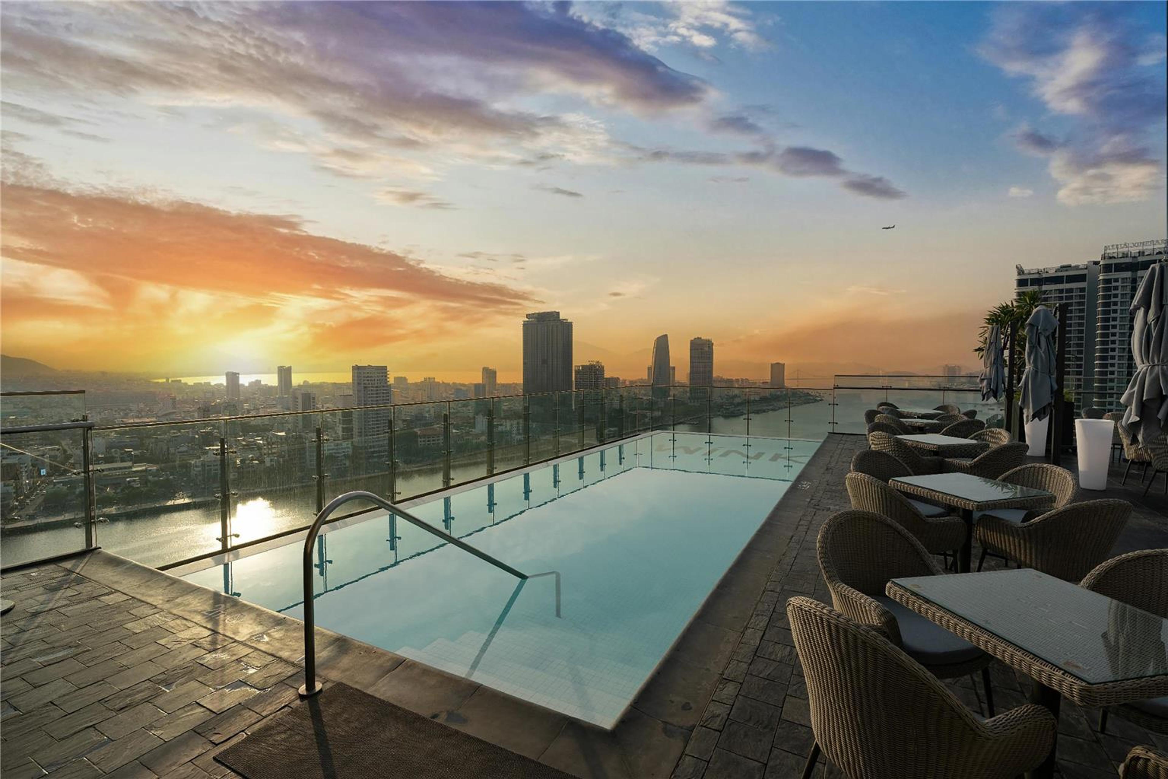 WINK HOTEL DANANG RIVERSIDE