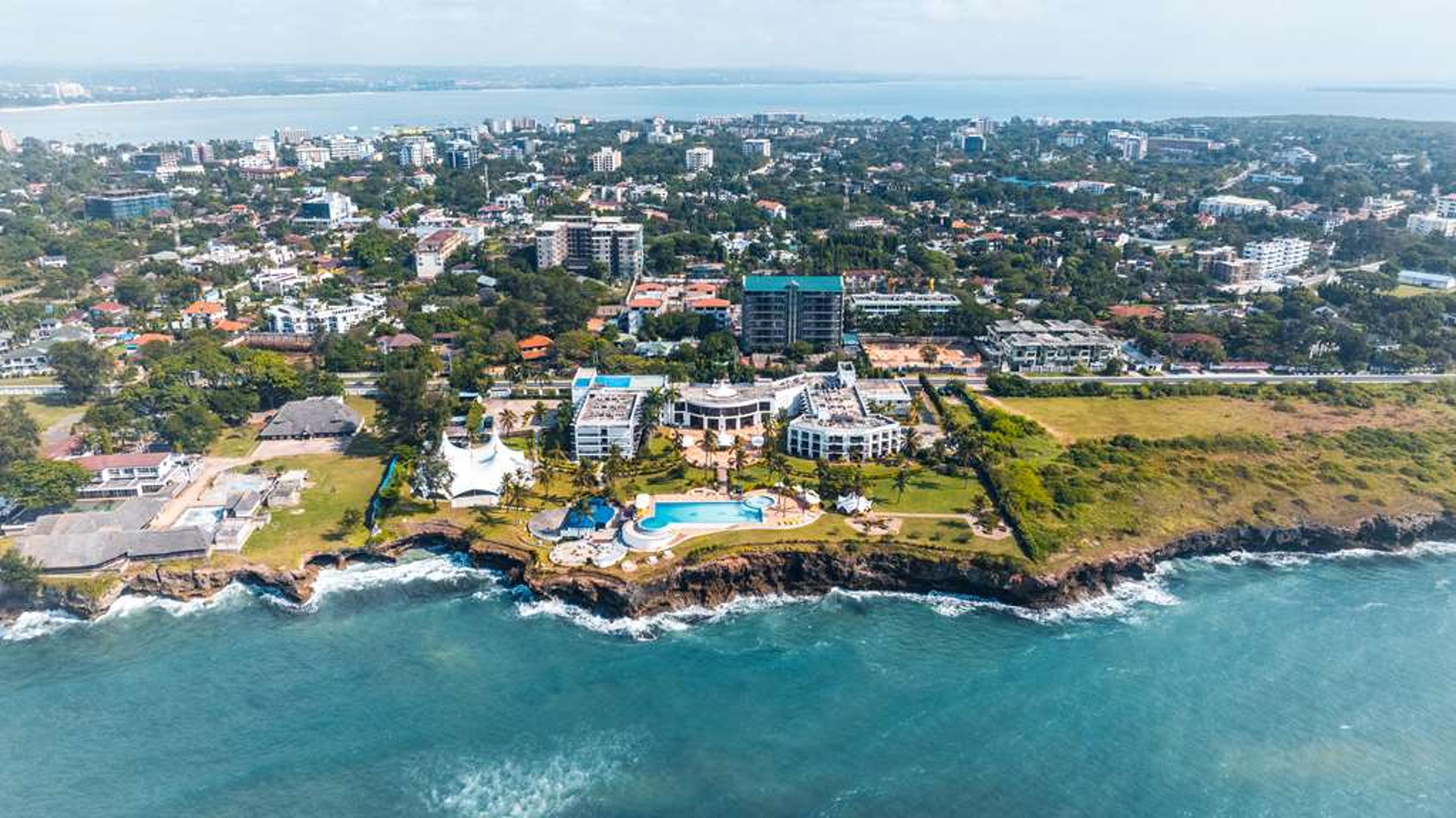 GOLDEN TULIP DAR ES SALAAM